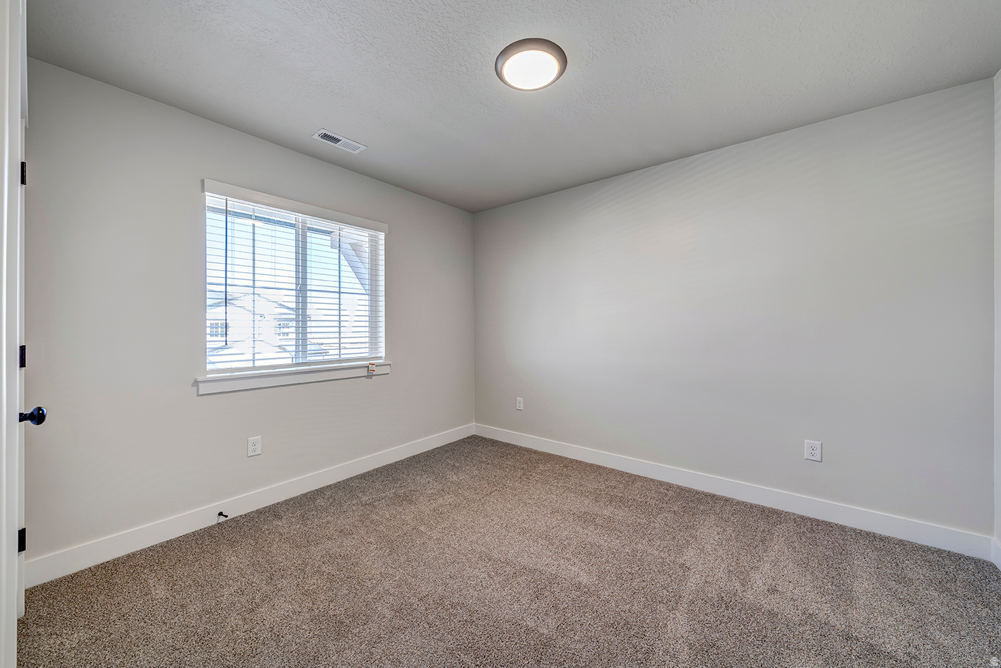 LEXINGTON TOWN HOMES - Residential