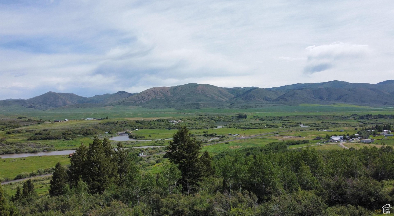 CARIBOU VILLAGE #1 - Land