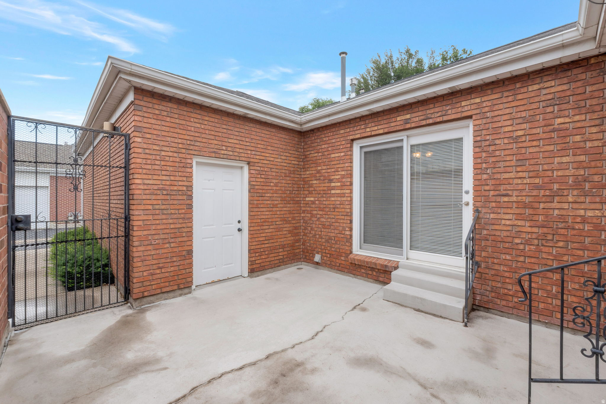 TIDEWATER VI - Residential