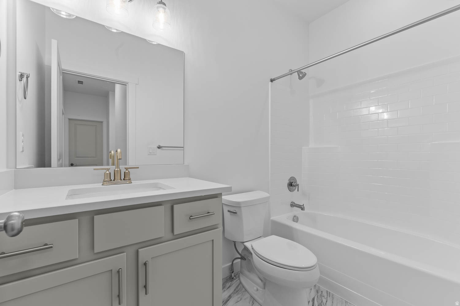 OVERLAND COTTAGES V2 601 - Residential