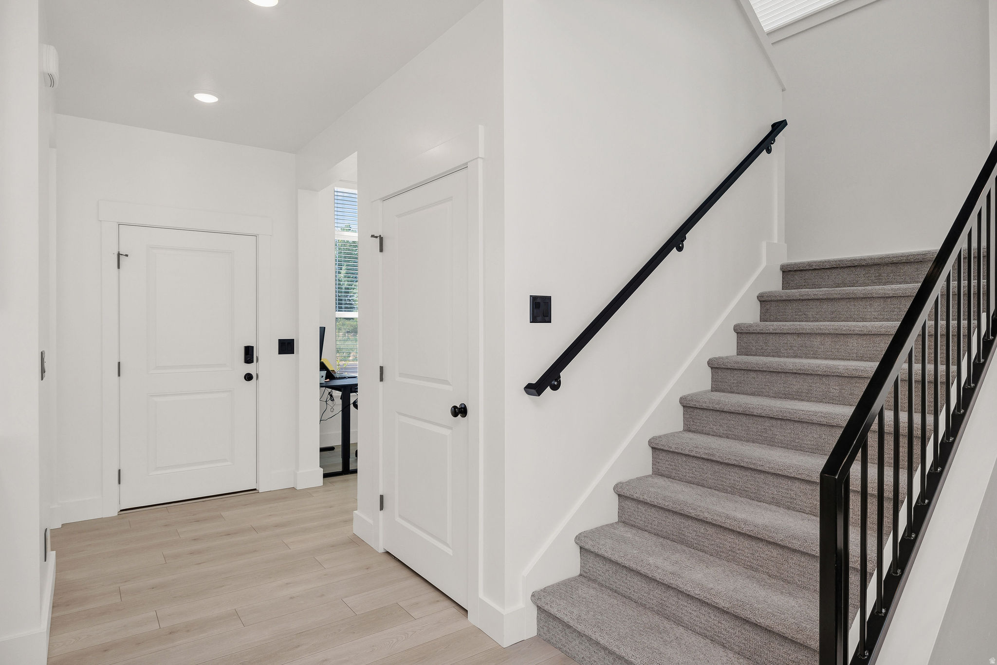 MEADOWBROOK - Residential