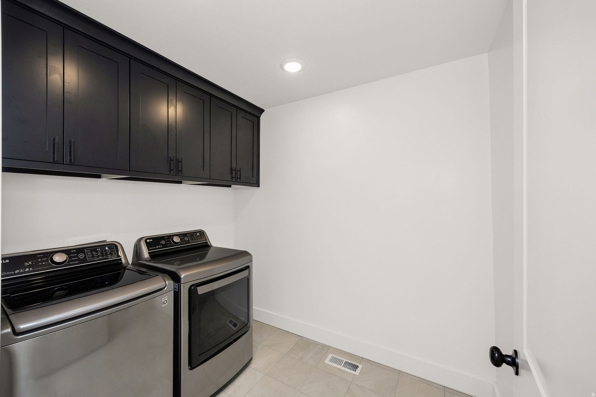 MEADOWBROOK - Residential