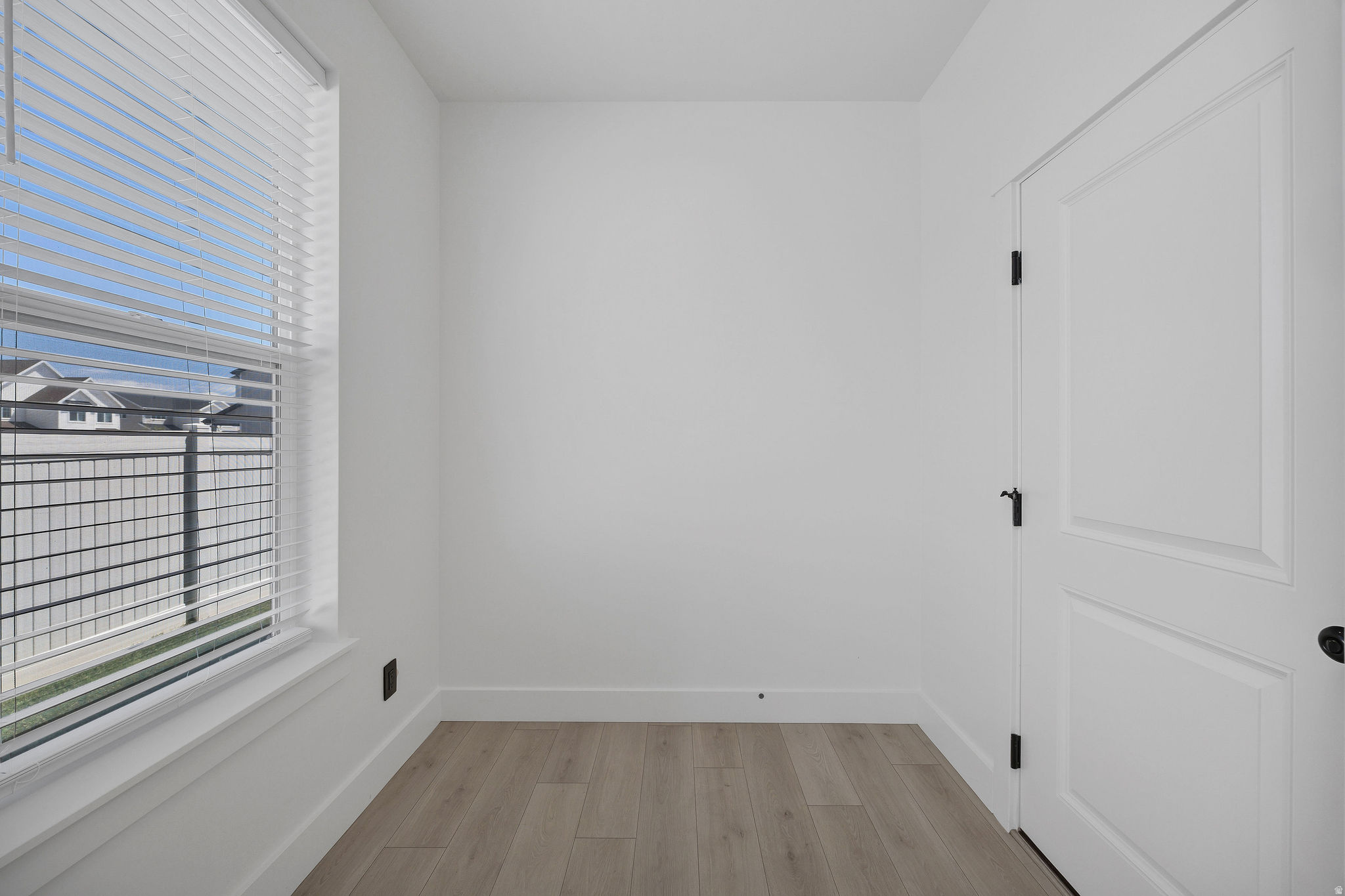MEADOWBROOK - Residential