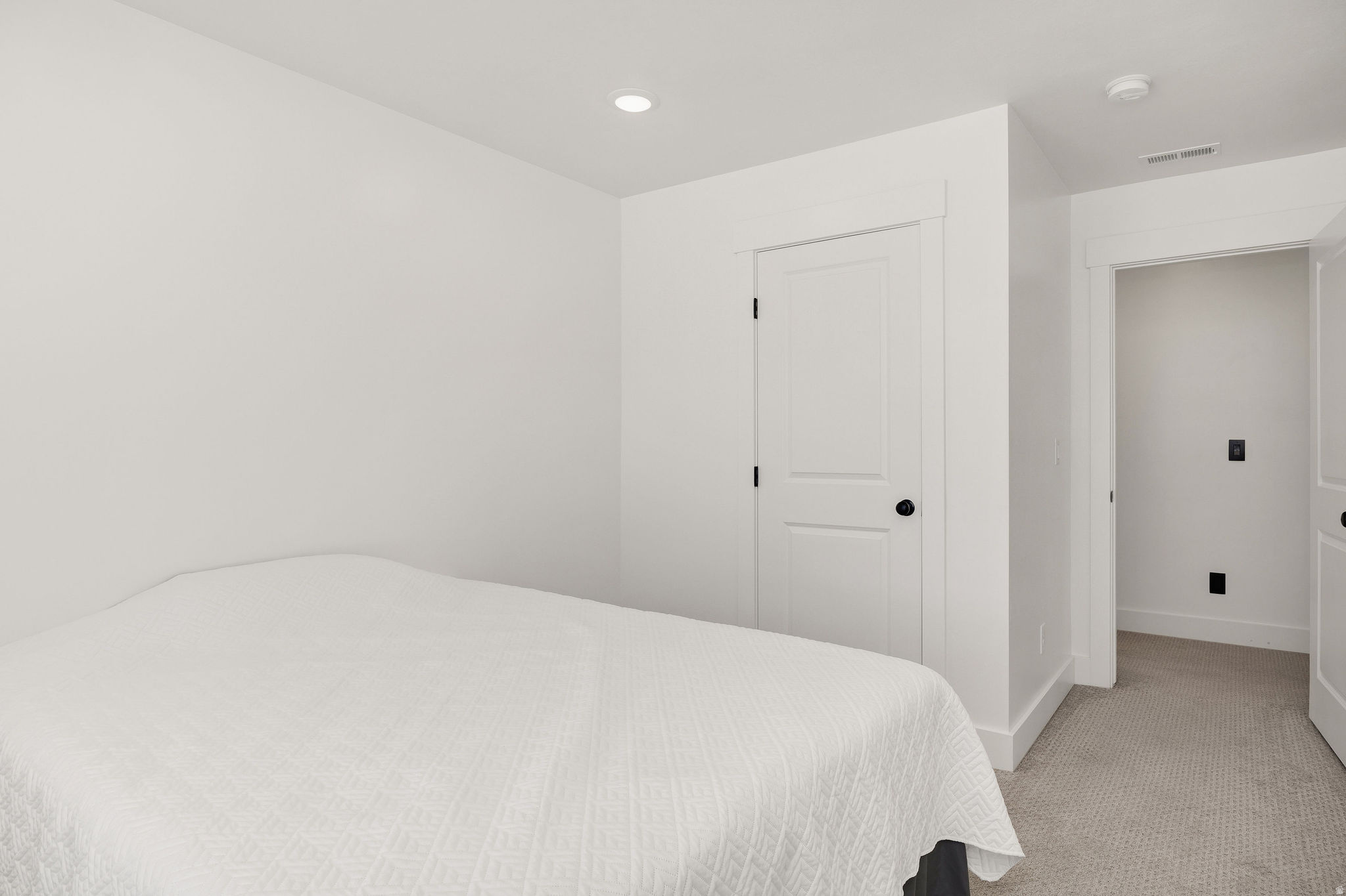 MEADOWBROOK - Residential