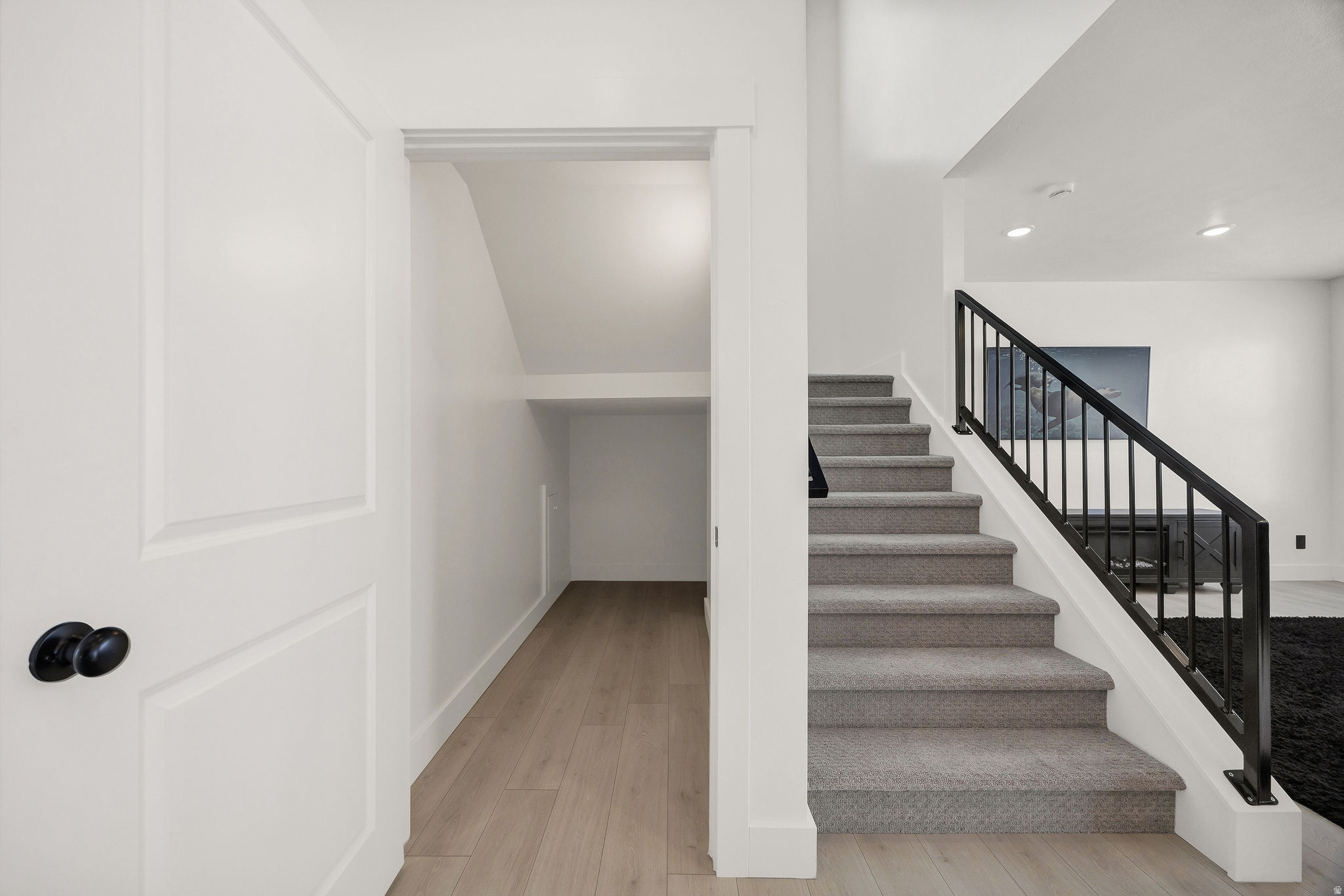 MEADOWBROOK - Residential