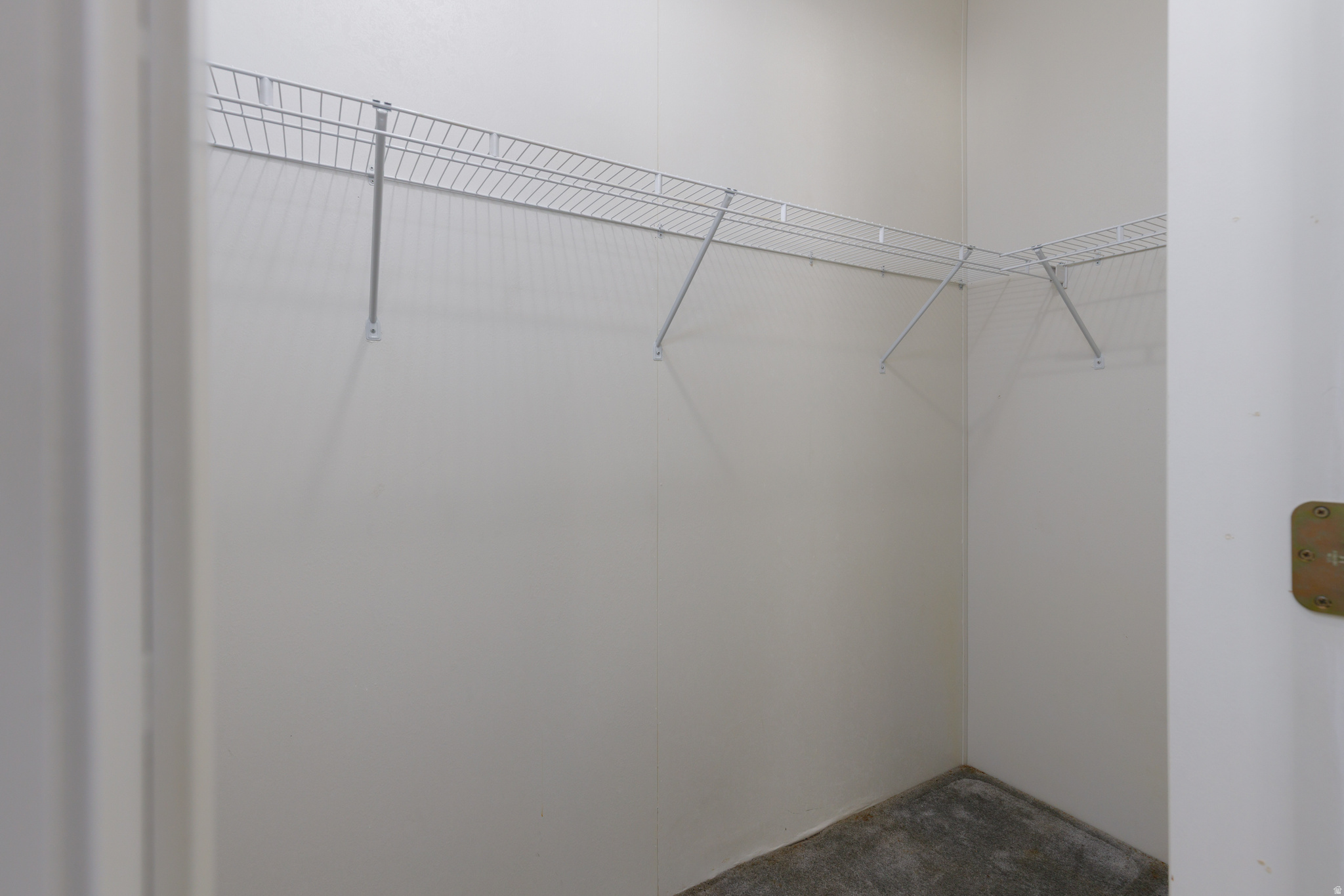 UNSUBDIVIDED ACERAGE - Commercial Sale