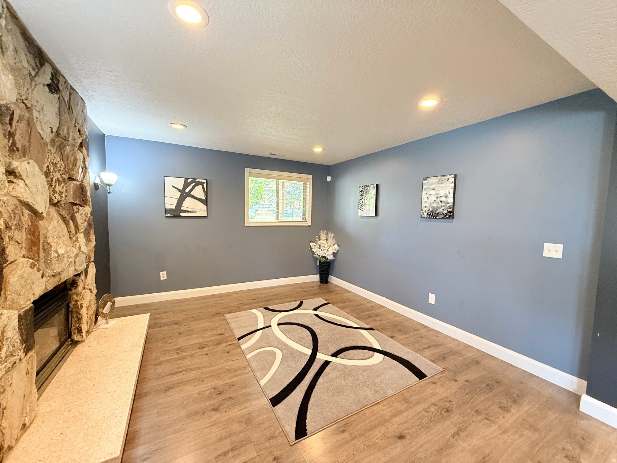 JAMESTOWN NO - Residential