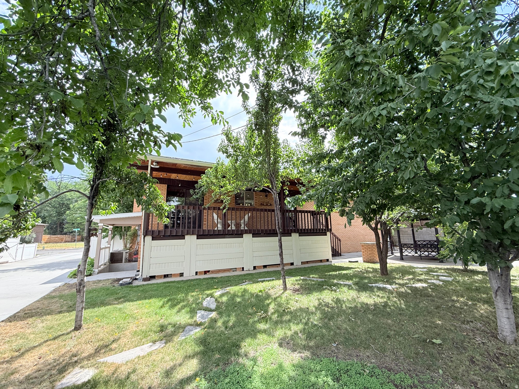 JAMESTOWN NO - Residential
