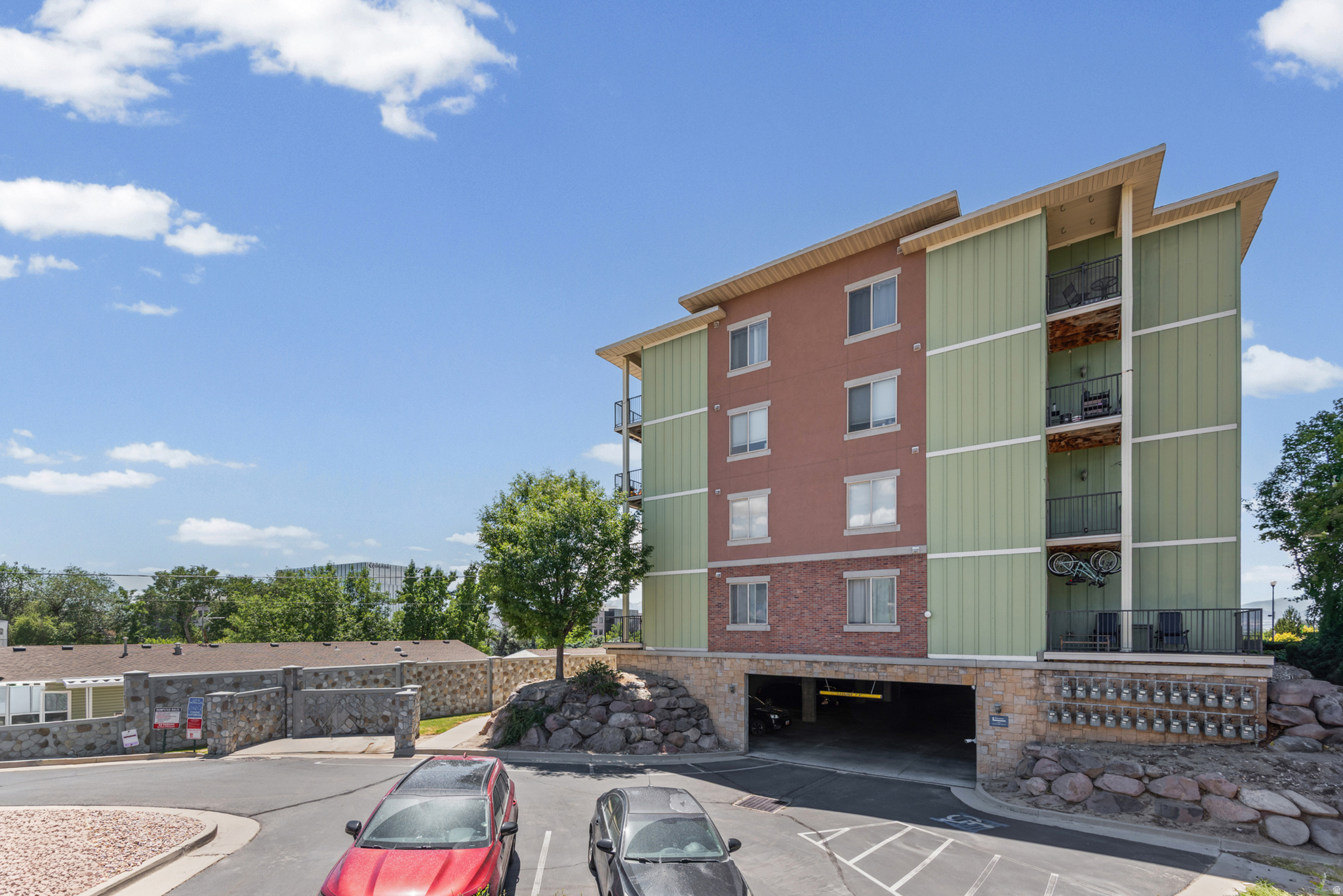 ALBION VILLAGE - Residential