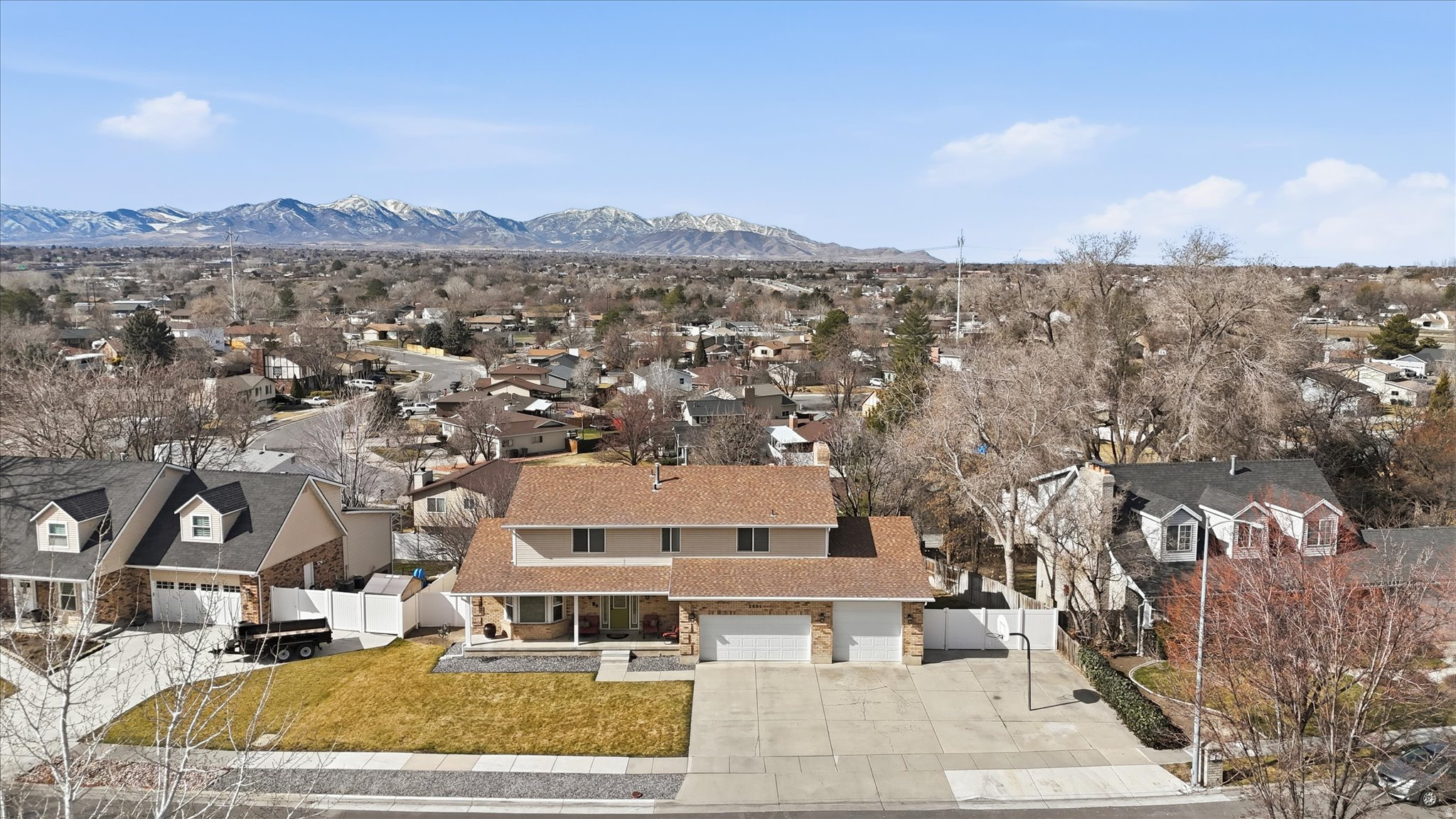 WALDEN HILL - Residential
