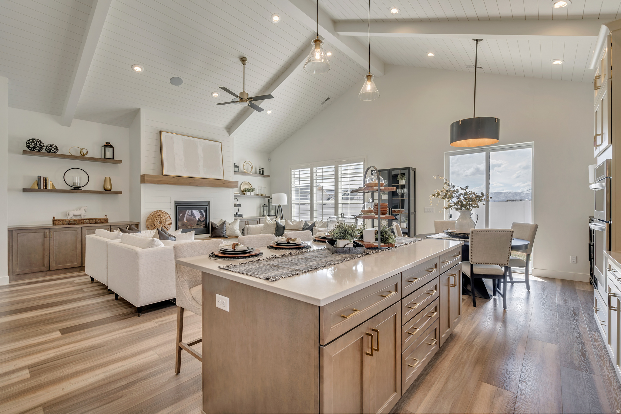 STONE CREEK - Residential