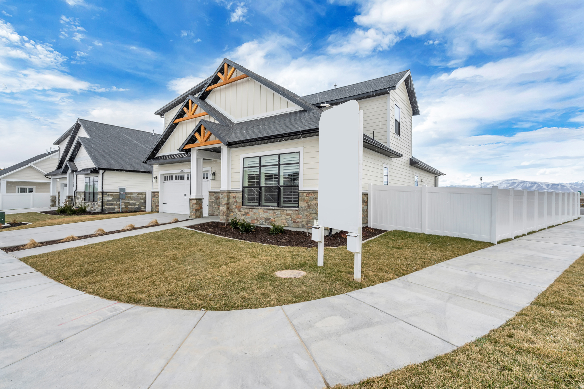 STONE CREEK - Residential