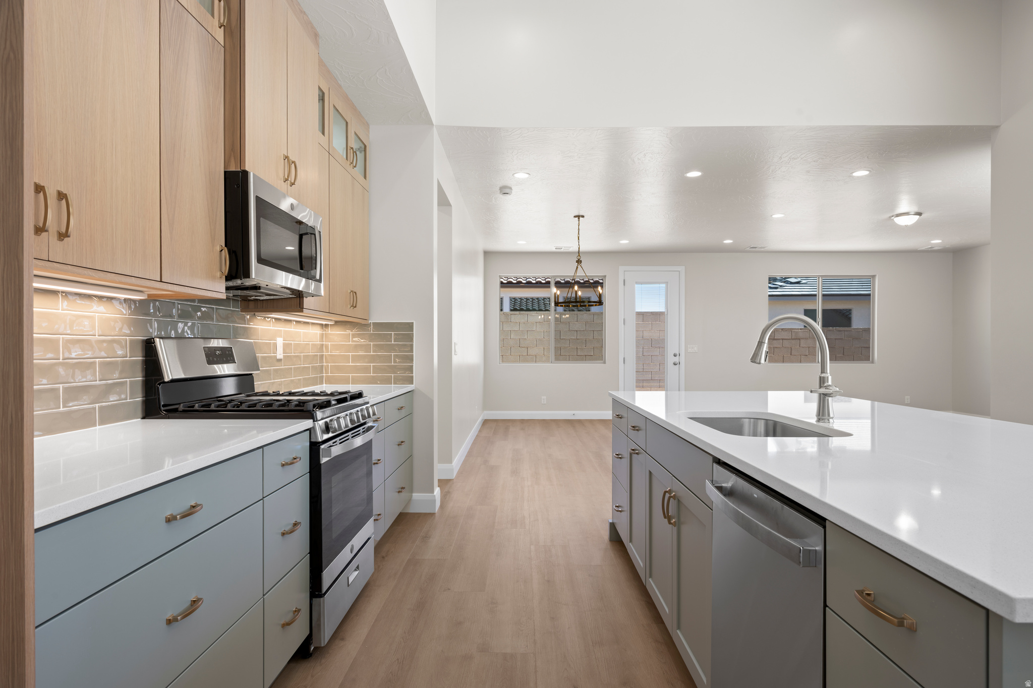 SOLIS - Residential