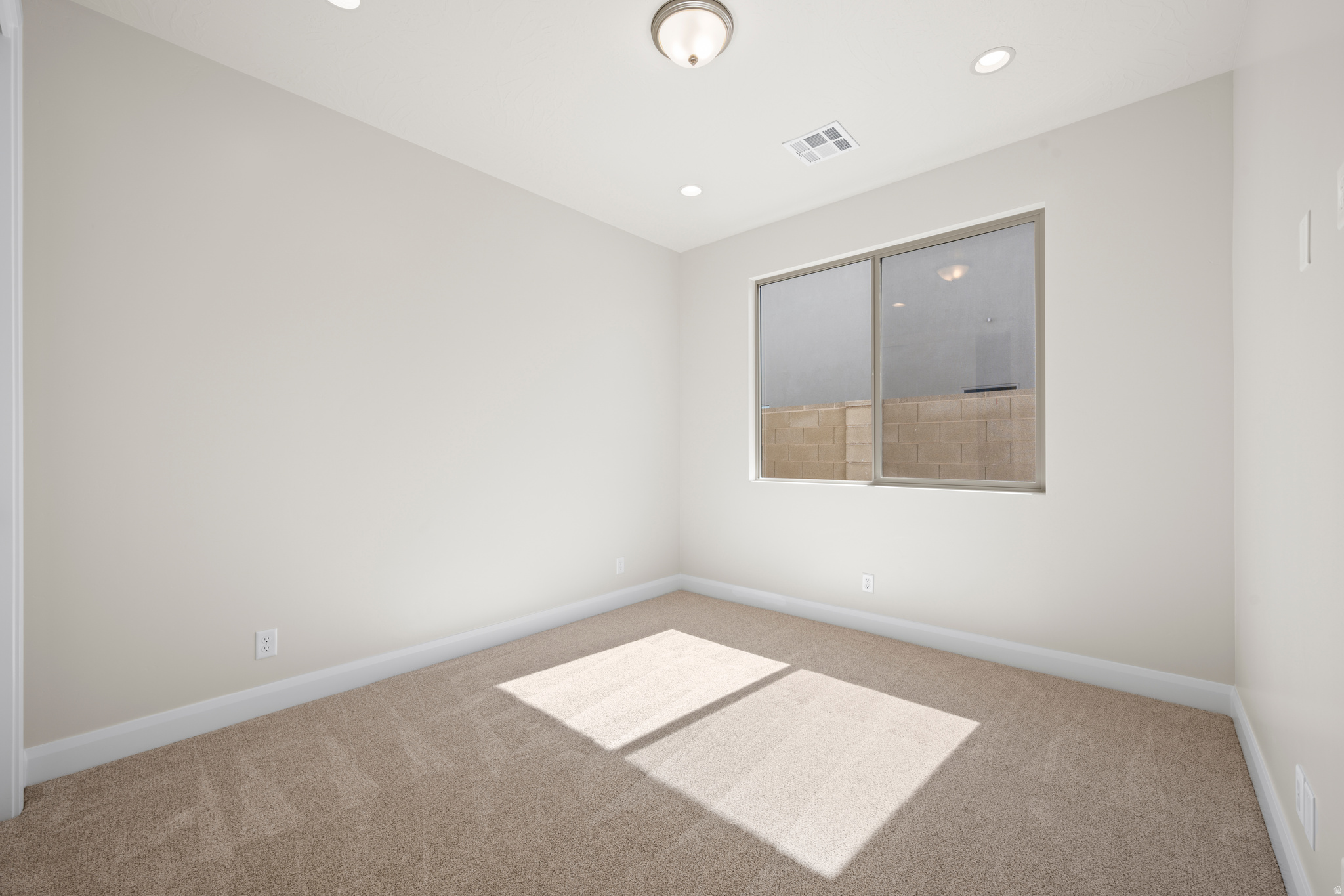 SOLIS - Residential