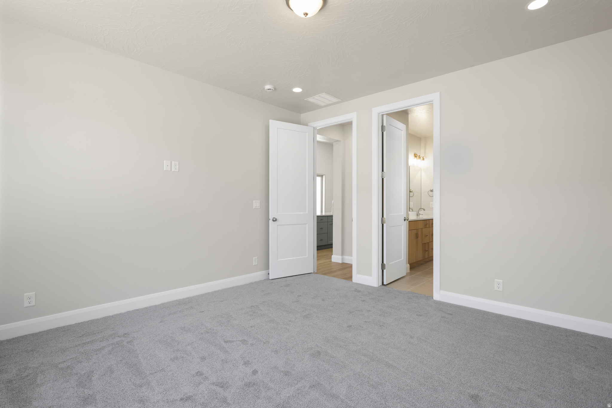 SOLIS - Residential