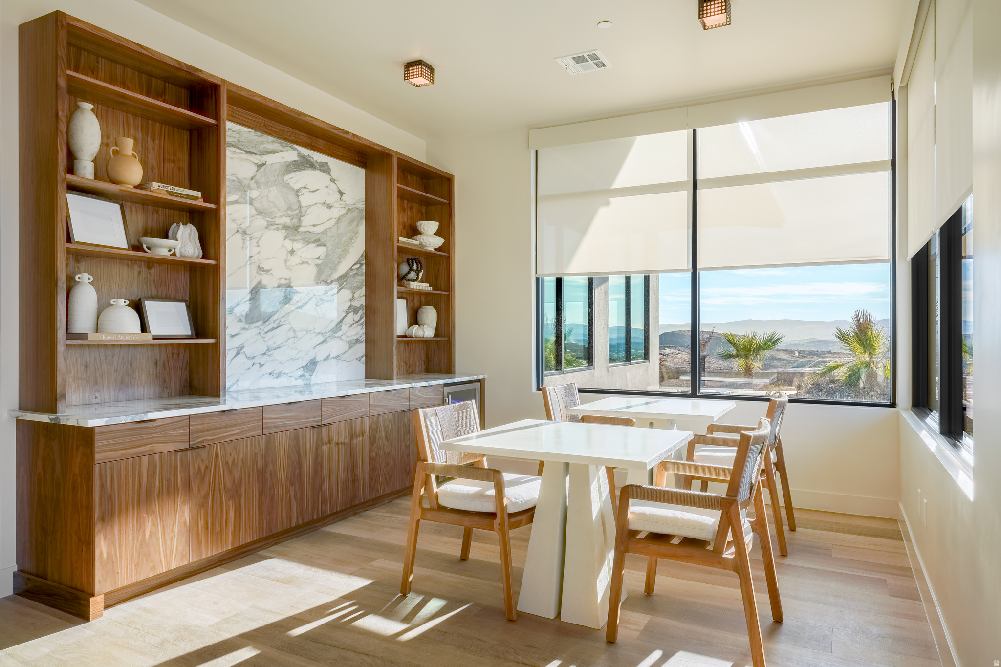 SOLIS - Residential