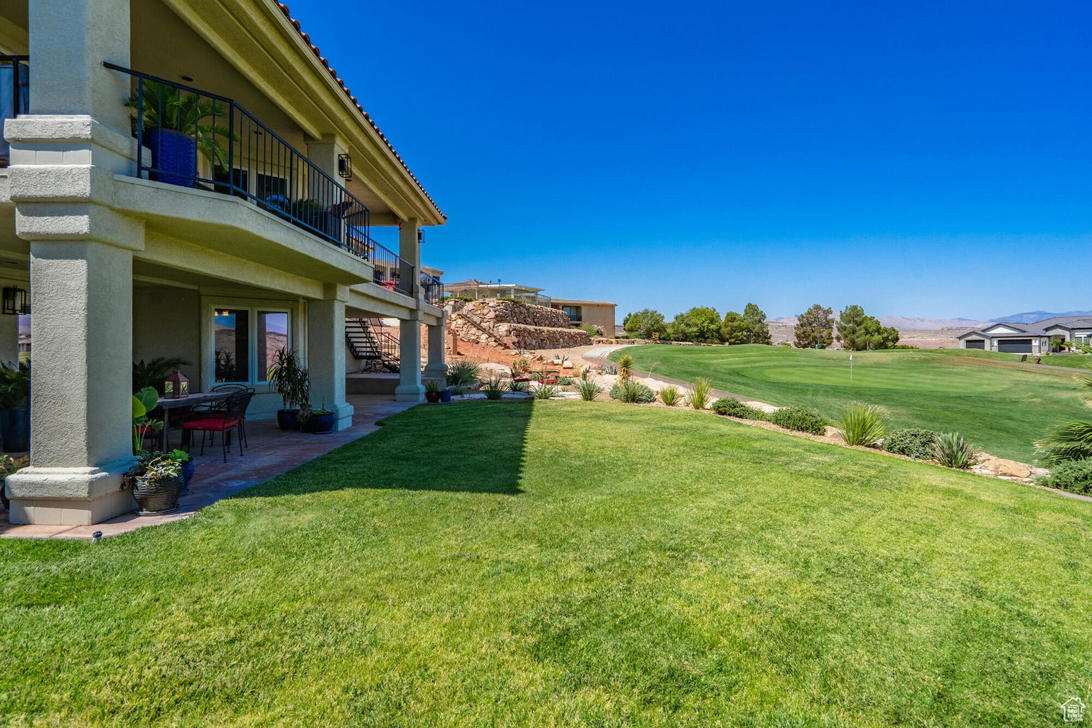 FAIRWAY HILLS - Residential
