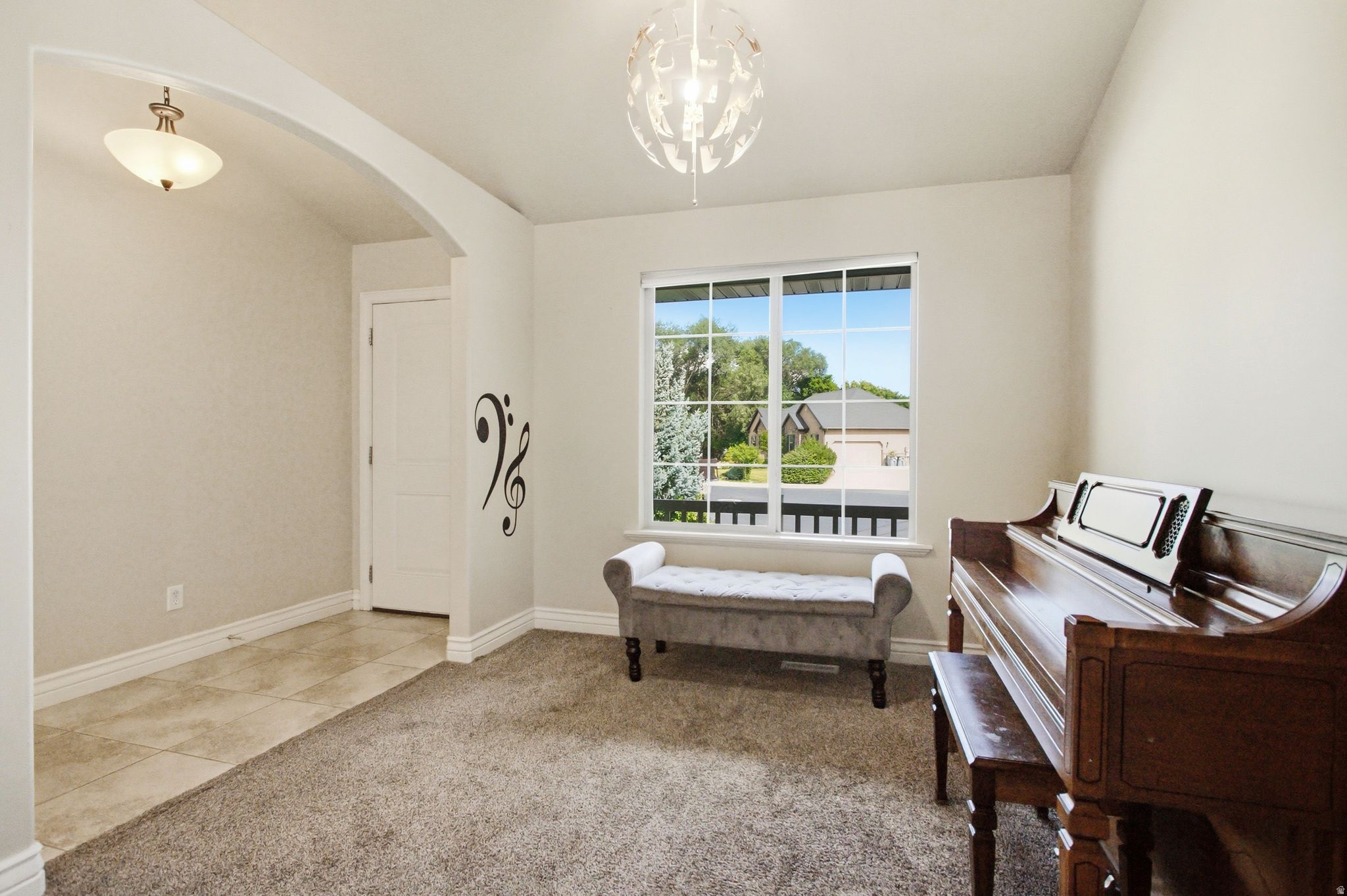ELIZABETH CIRCLE - Residential