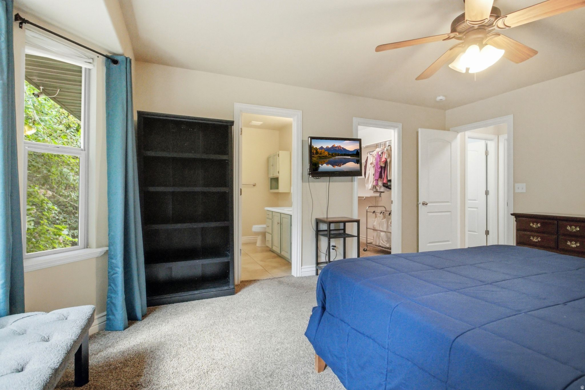 ELIZABETH CIRCLE - Residential