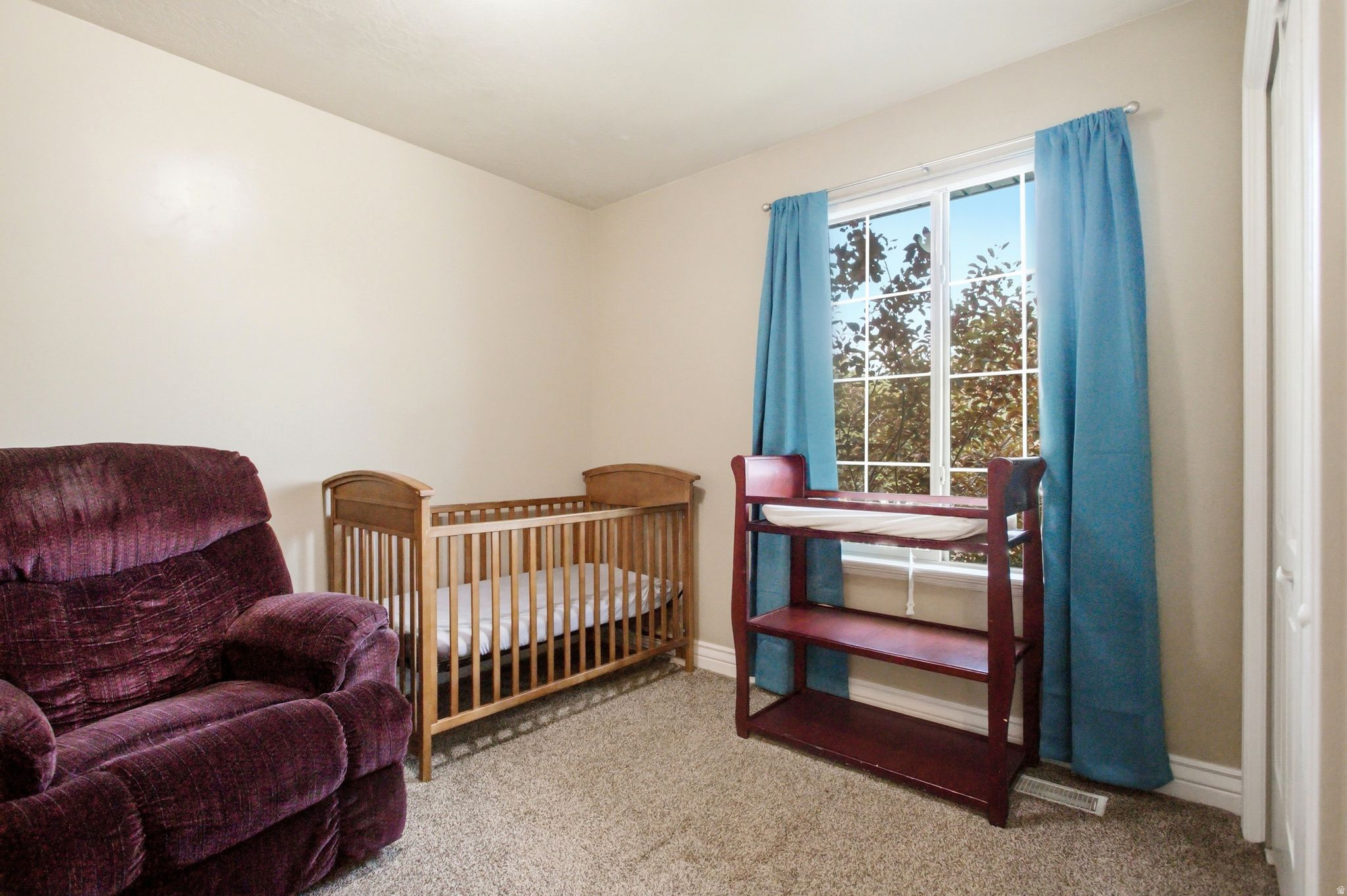 ELIZABETH CIRCLE - Residential