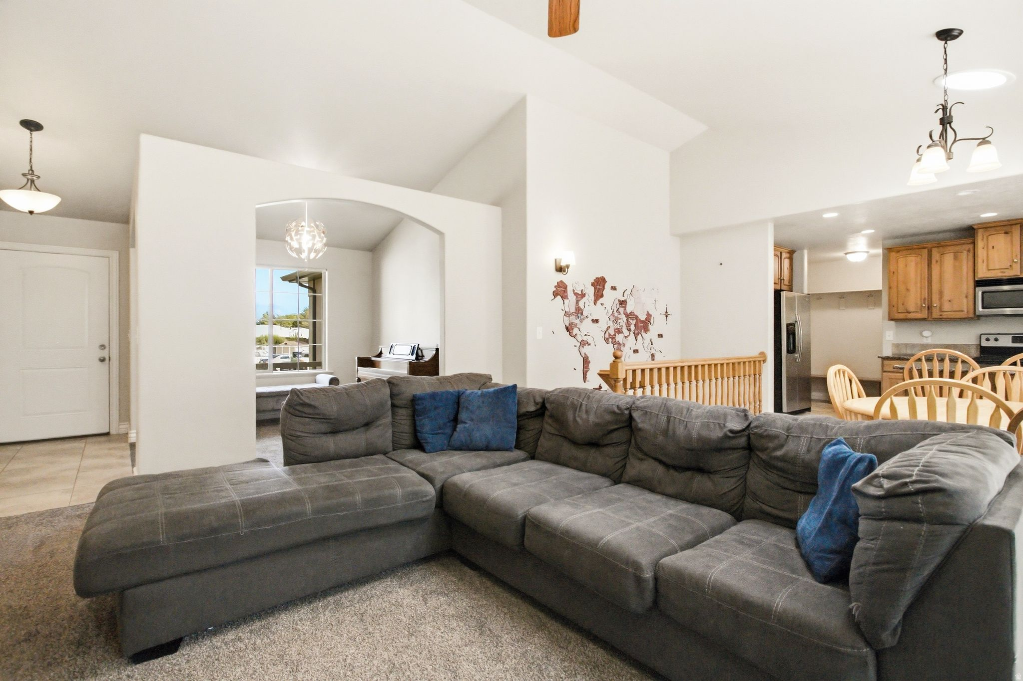ELIZABETH CIRCLE - Residential