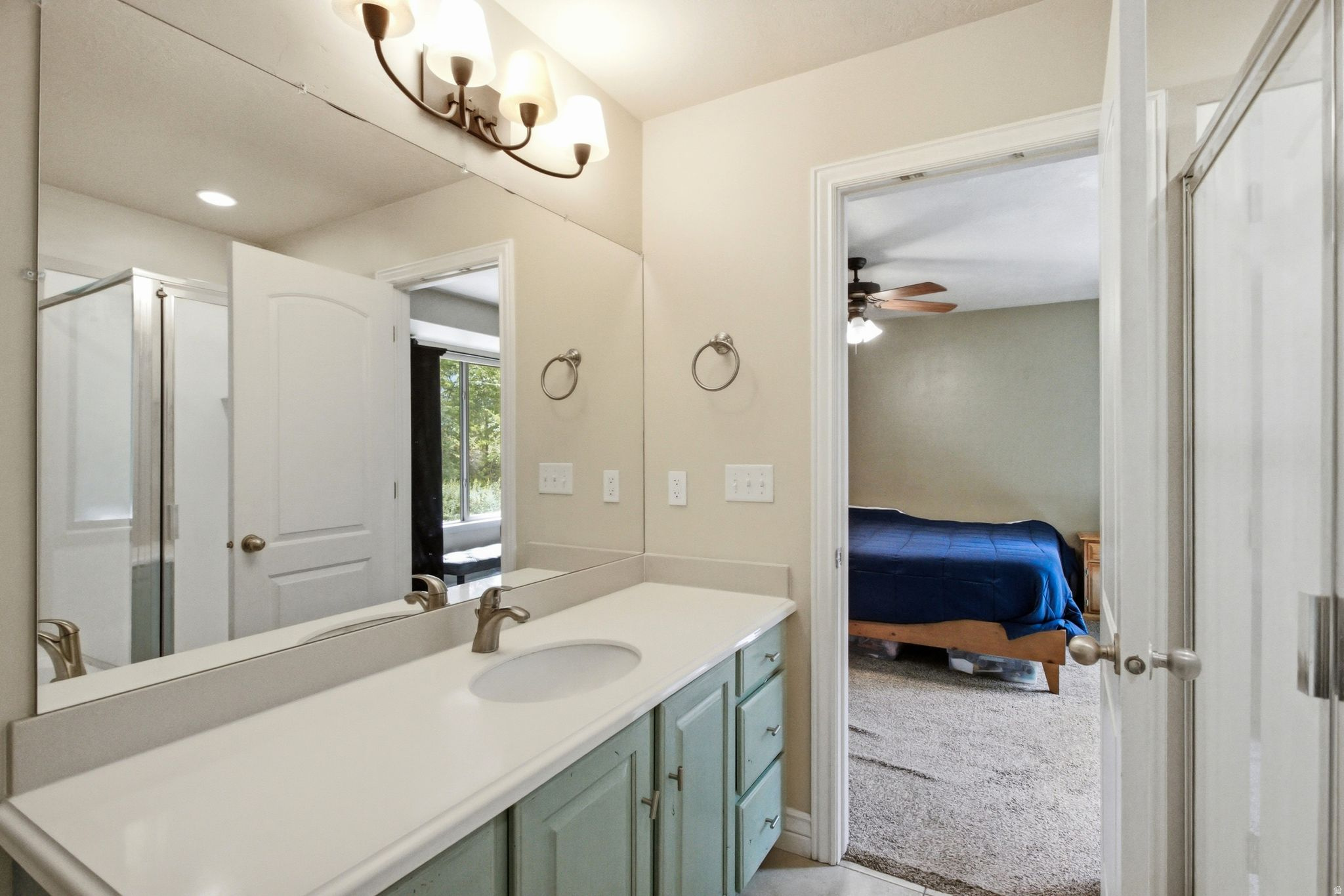 ELIZABETH CIRCLE - Residential