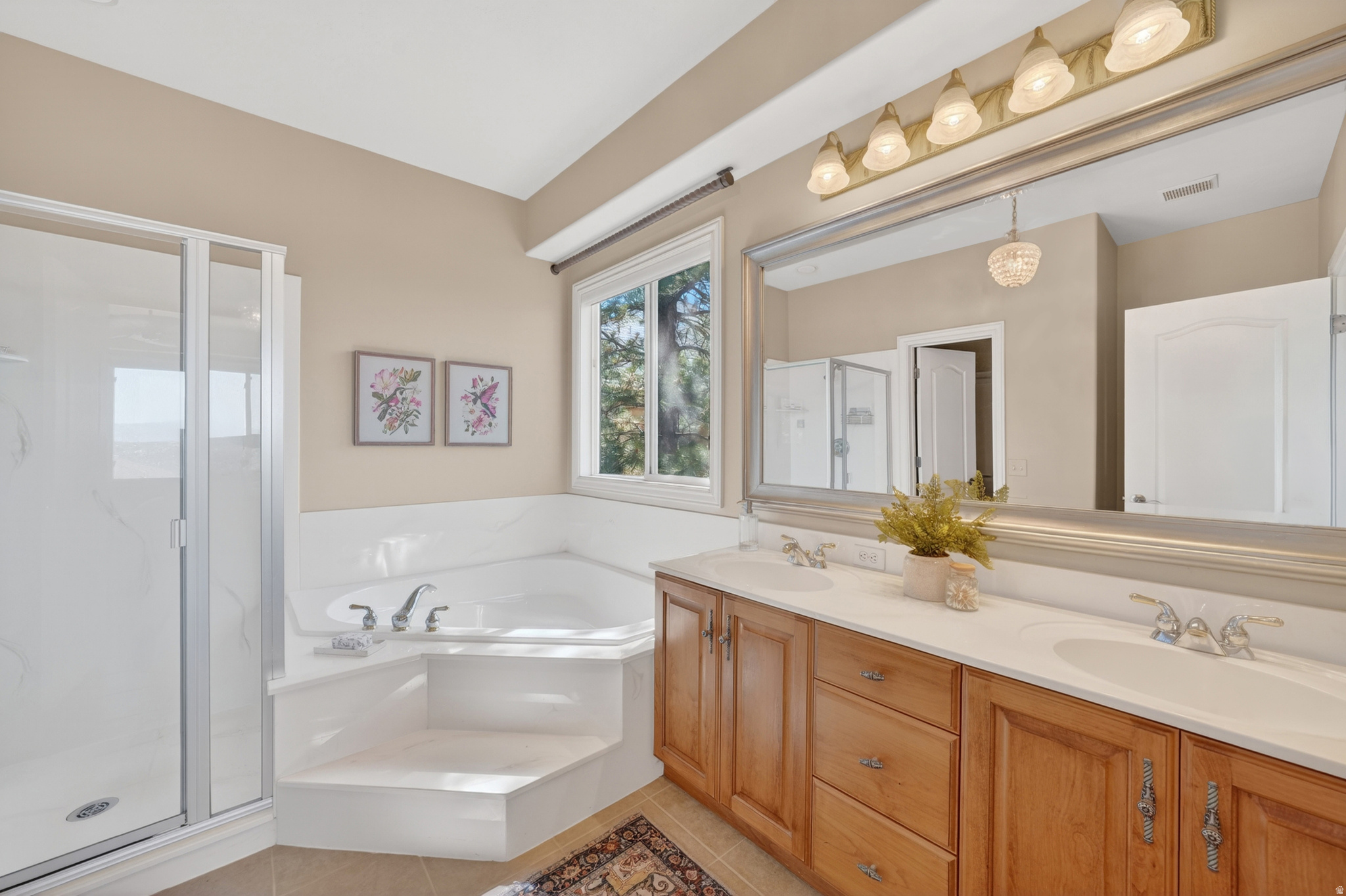 FAIRWAY HOLLOW - Residential