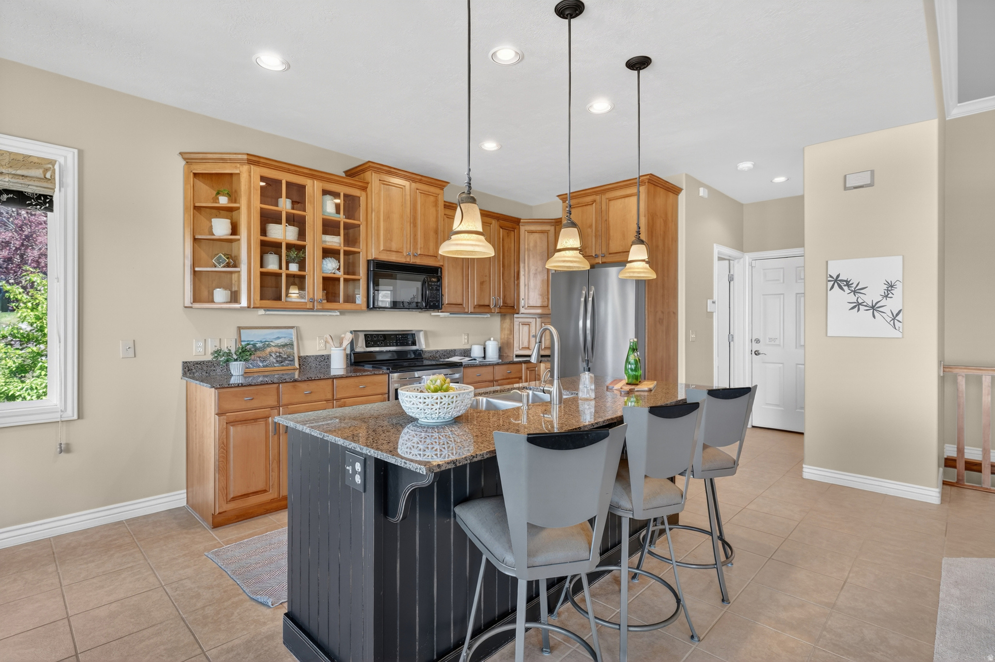 FAIRWAY HOLLOW - Residential