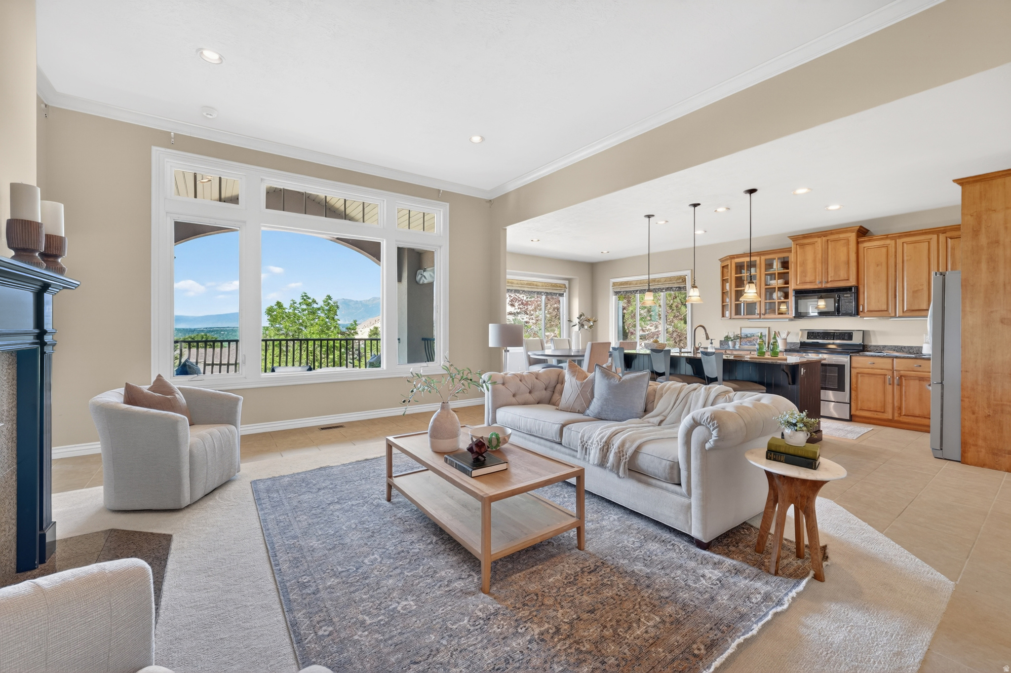 FAIRWAY HOLLOW - Residential