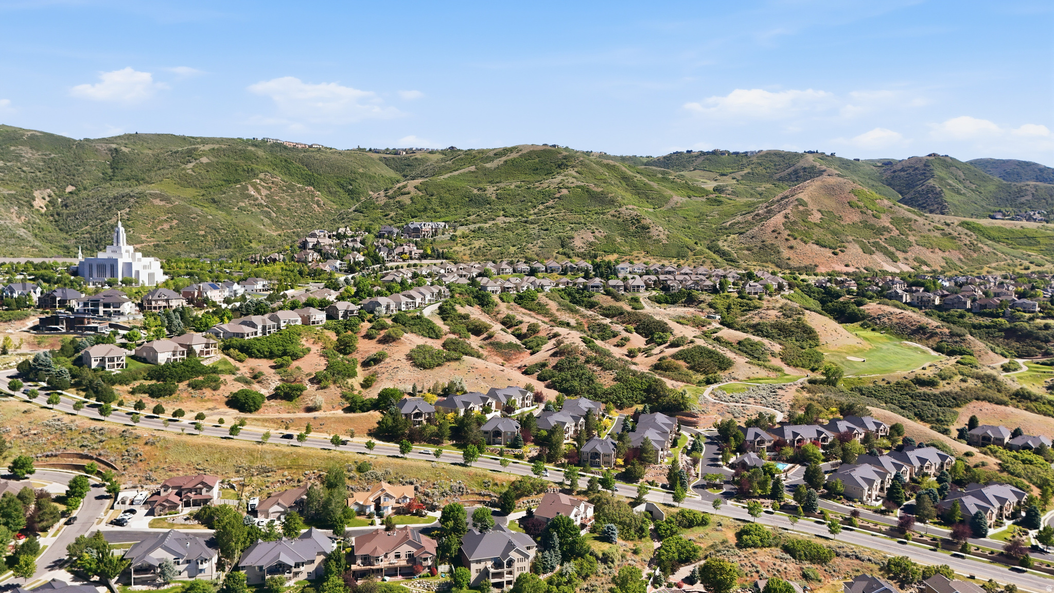 FAIRWAY HOLLOW - Residential