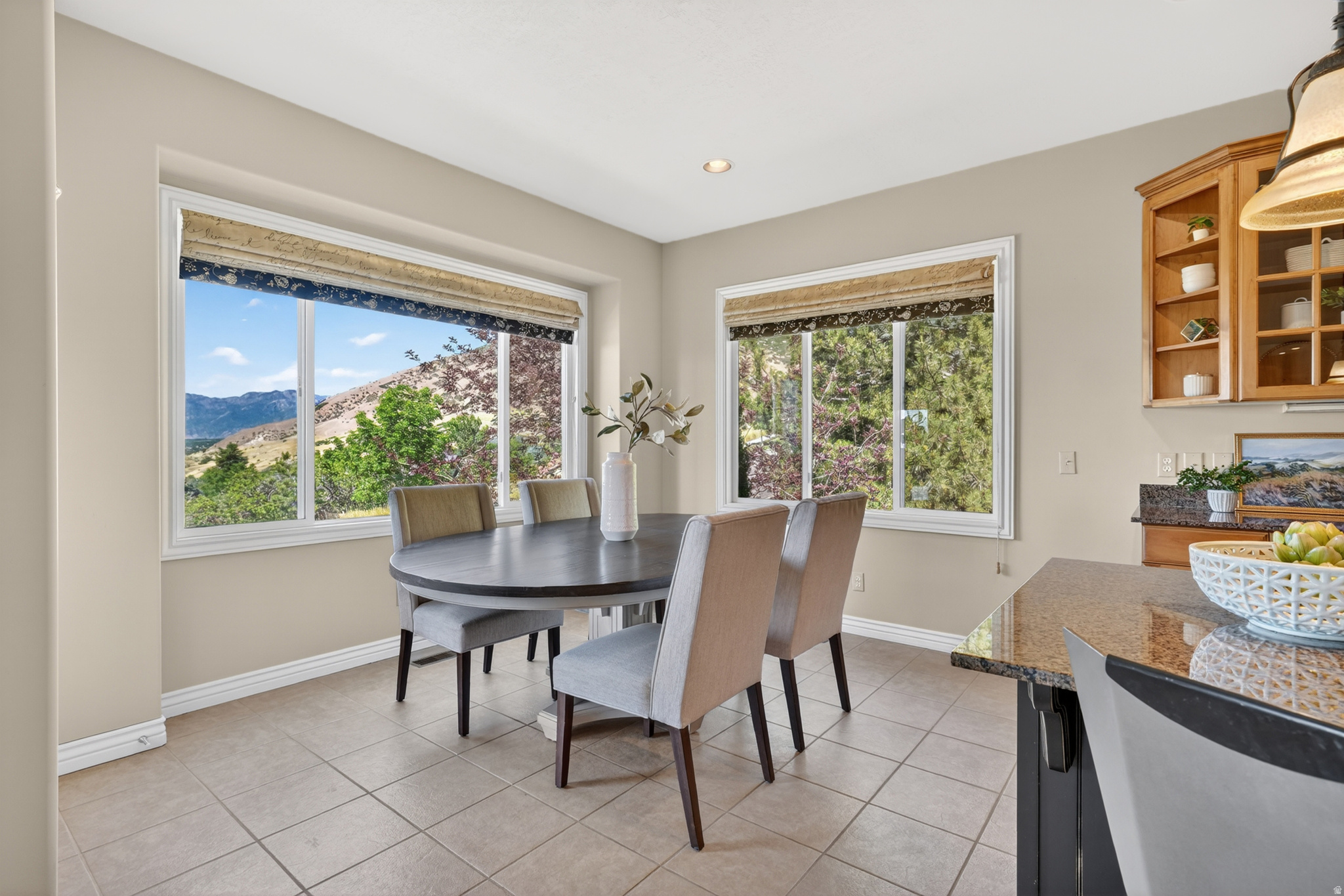FAIRWAY HOLLOW - Residential