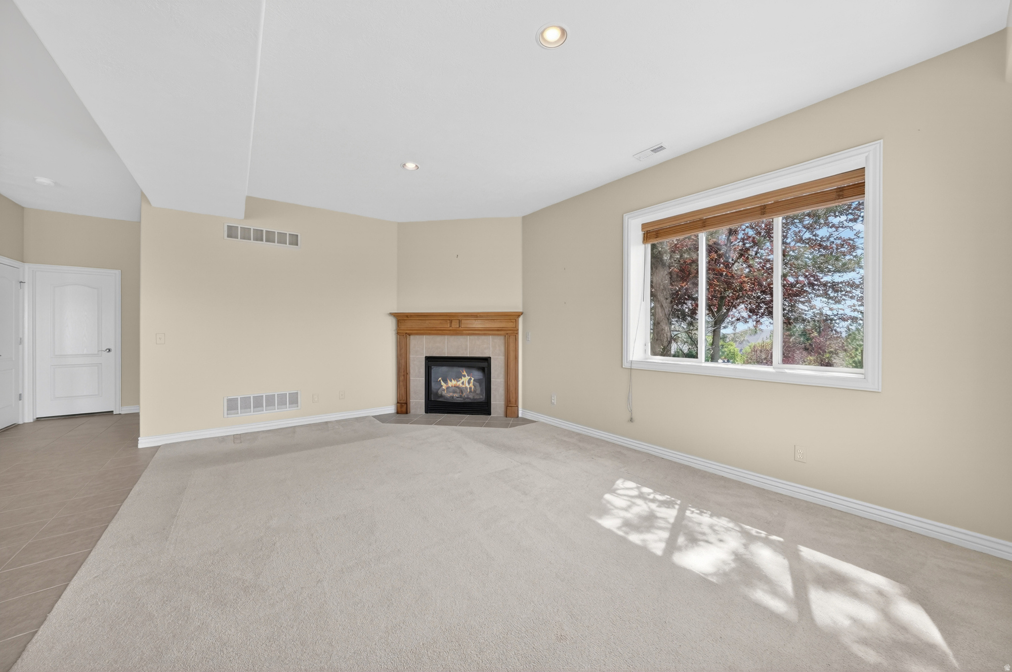 FAIRWAY HOLLOW - Residential