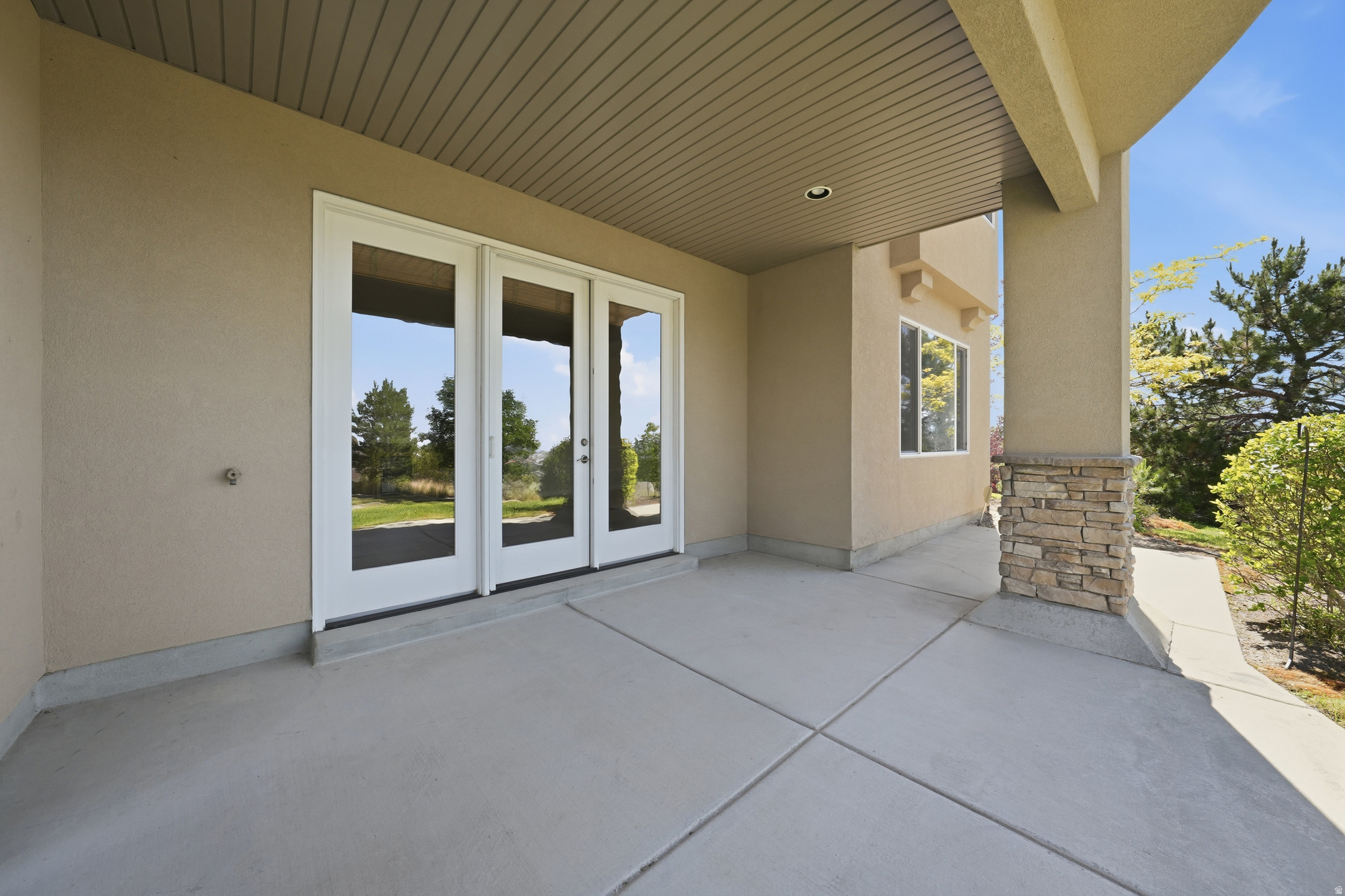 FAIRWAY HOLLOW - Residential