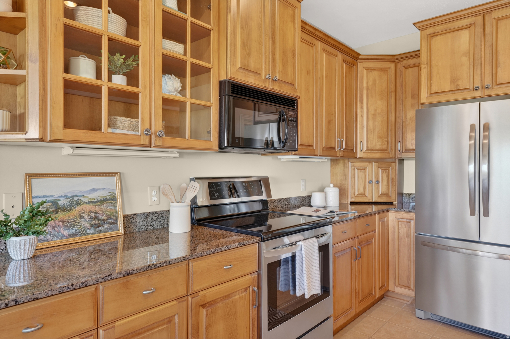 FAIRWAY HOLLOW - Residential