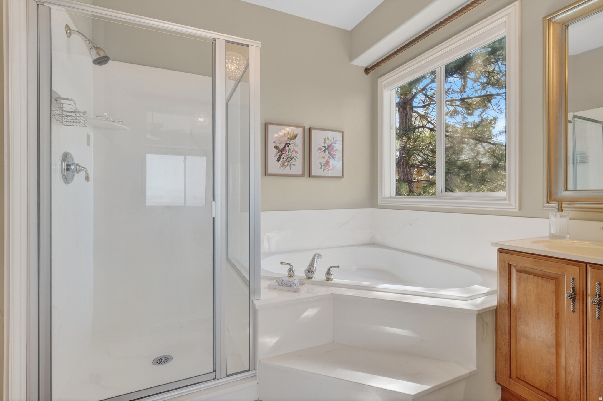 FAIRWAY HOLLOW - Residential