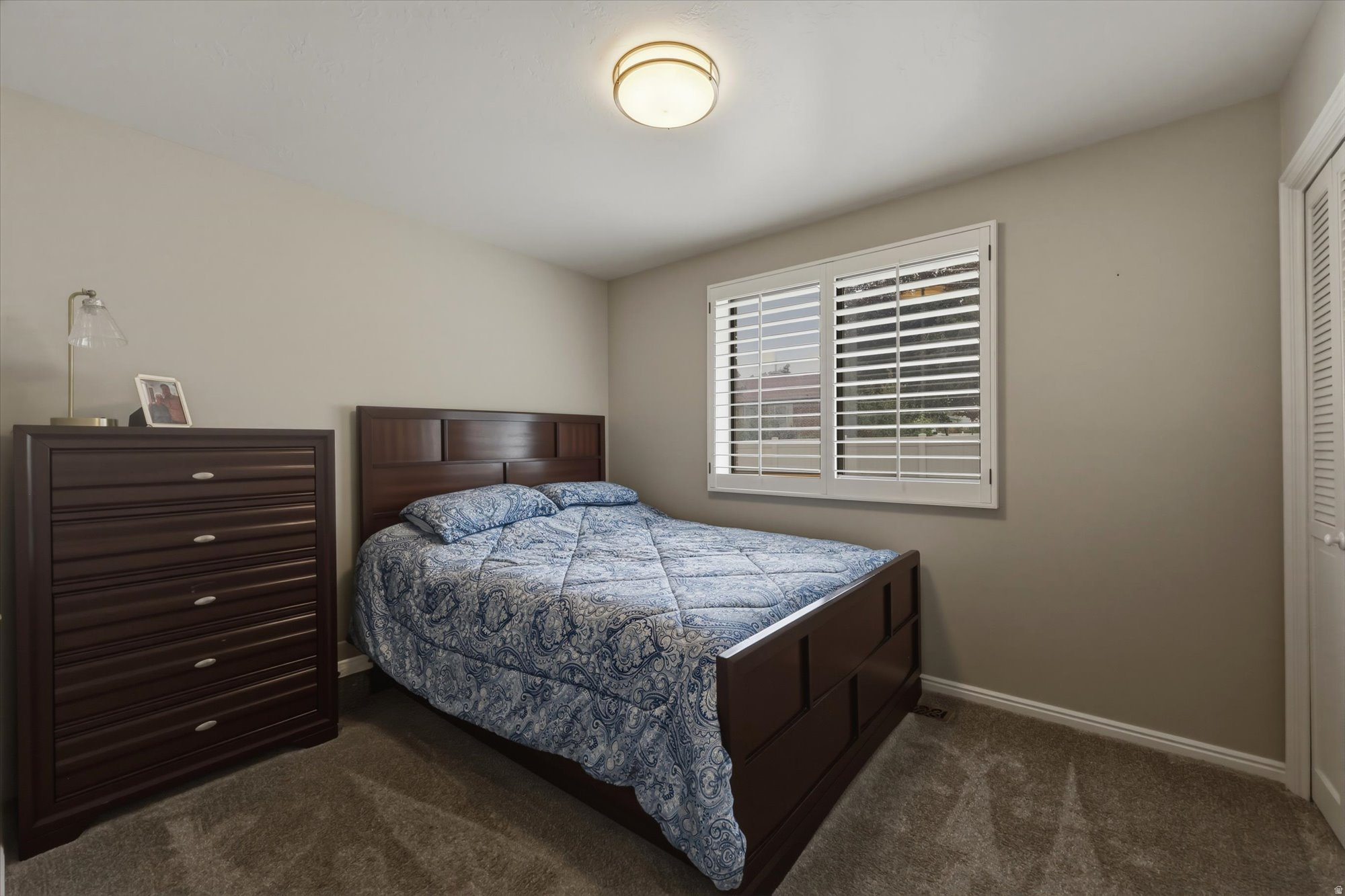 VINE STREET - Residential