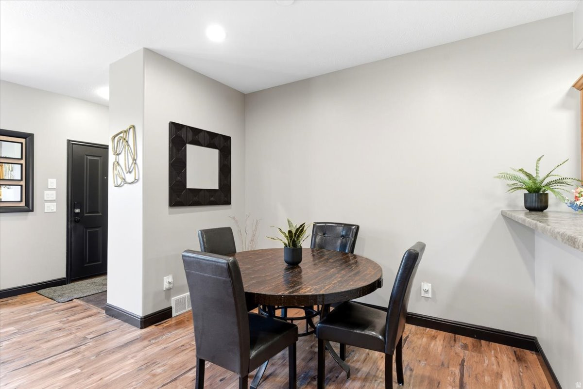FARMINGTON CROSSING - Residential