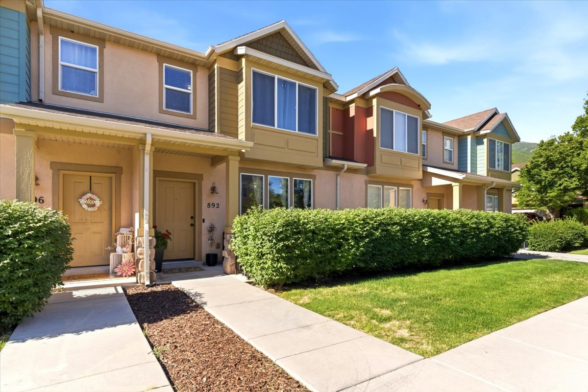 FARMINGTON CROSSING - Residential