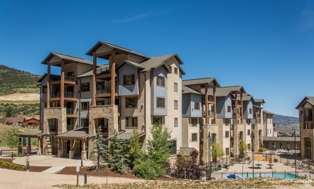 SILVERADO LODGE COND - Residential