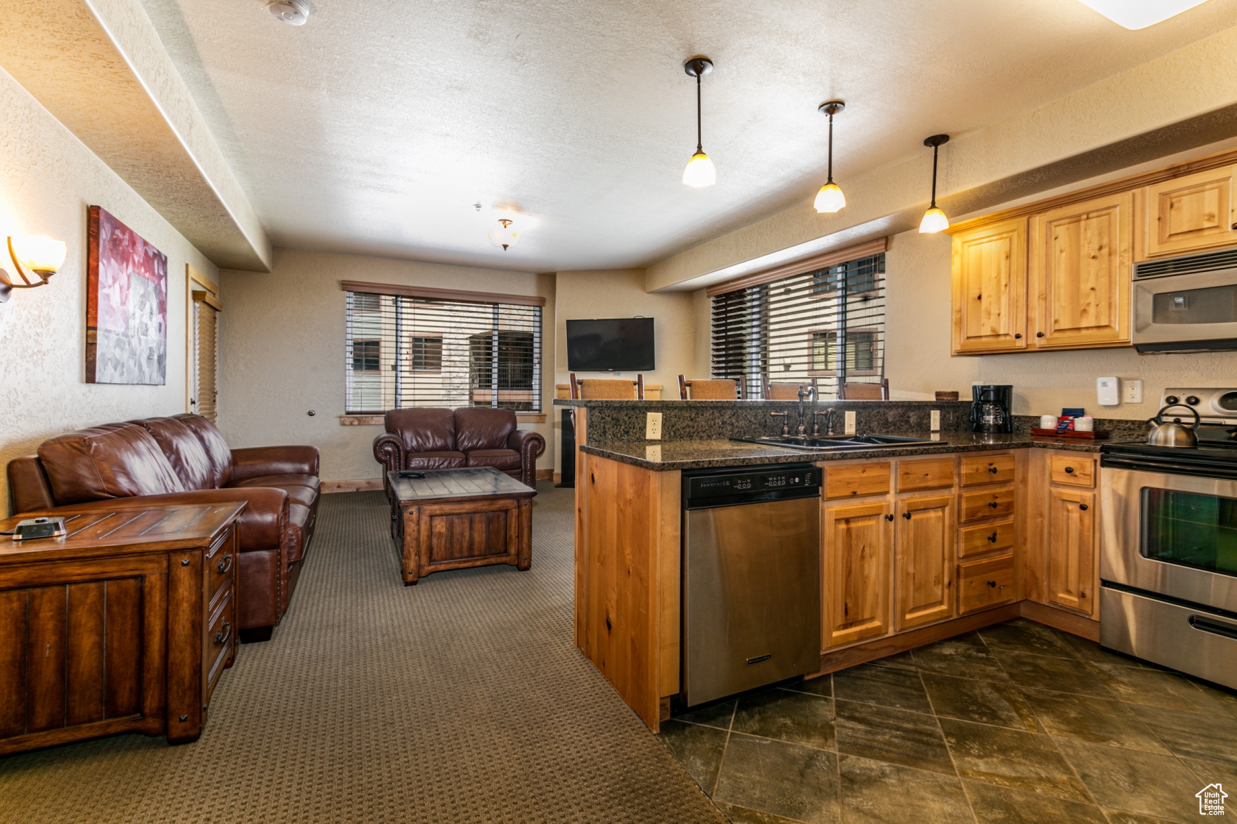 SILVERADO LODGE COND - Residential