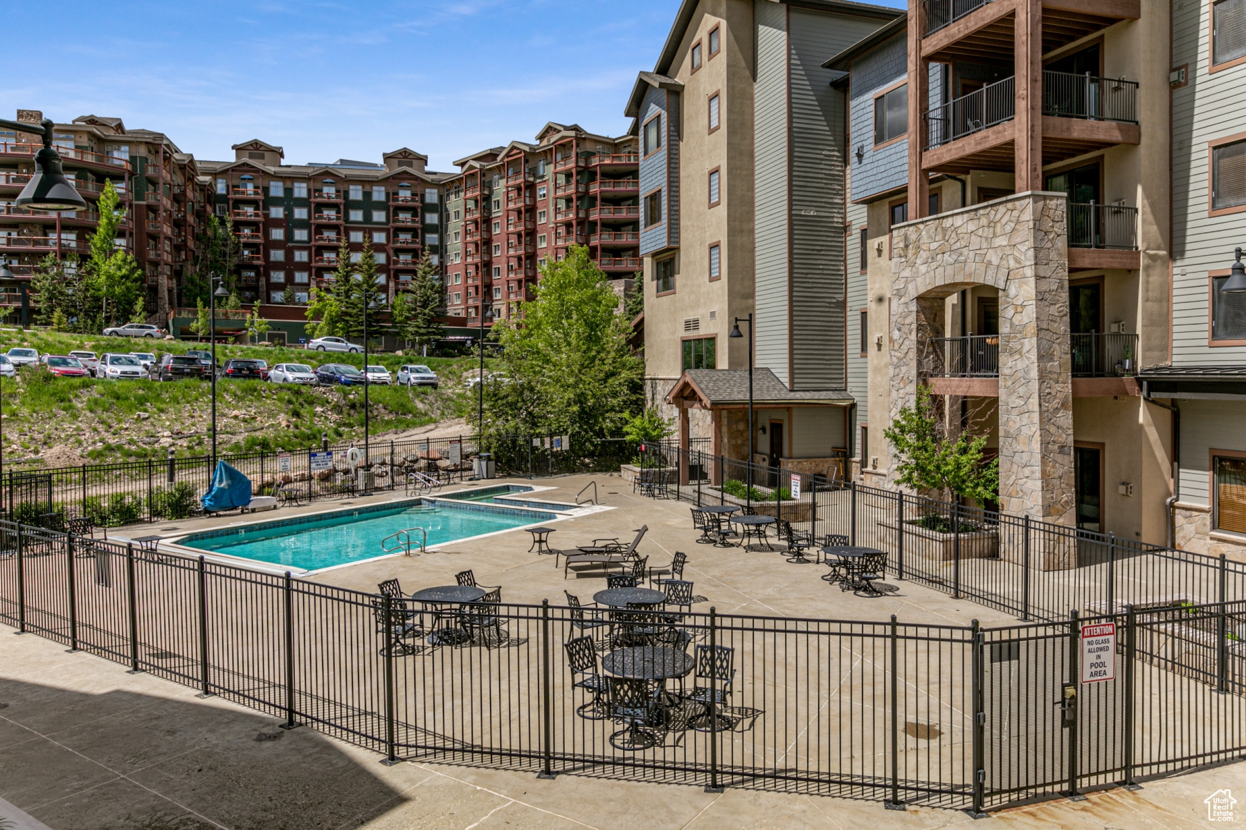 SILVERADO LODGE COND - Residential