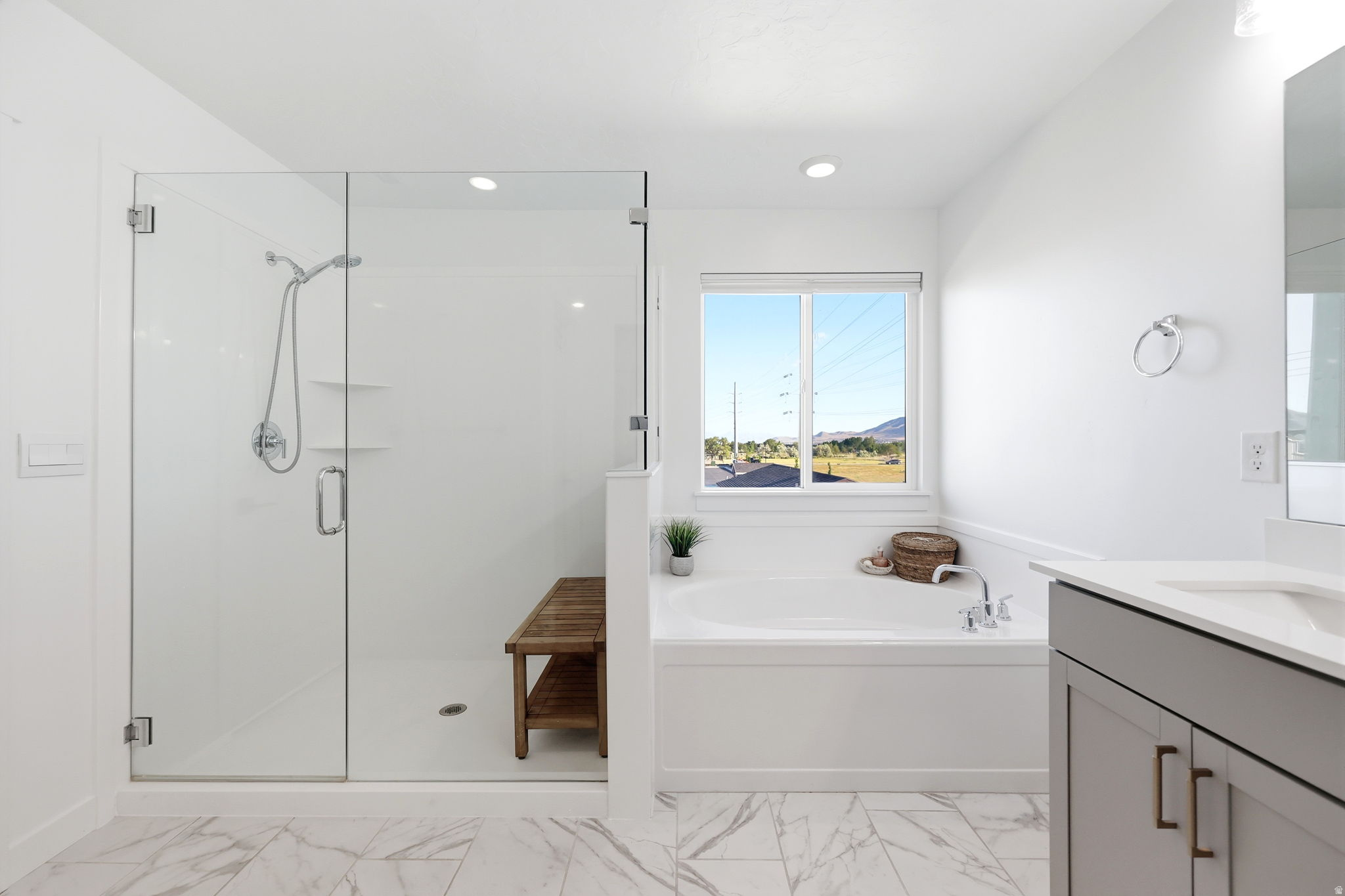 COLD SPRING RANCH - Residential