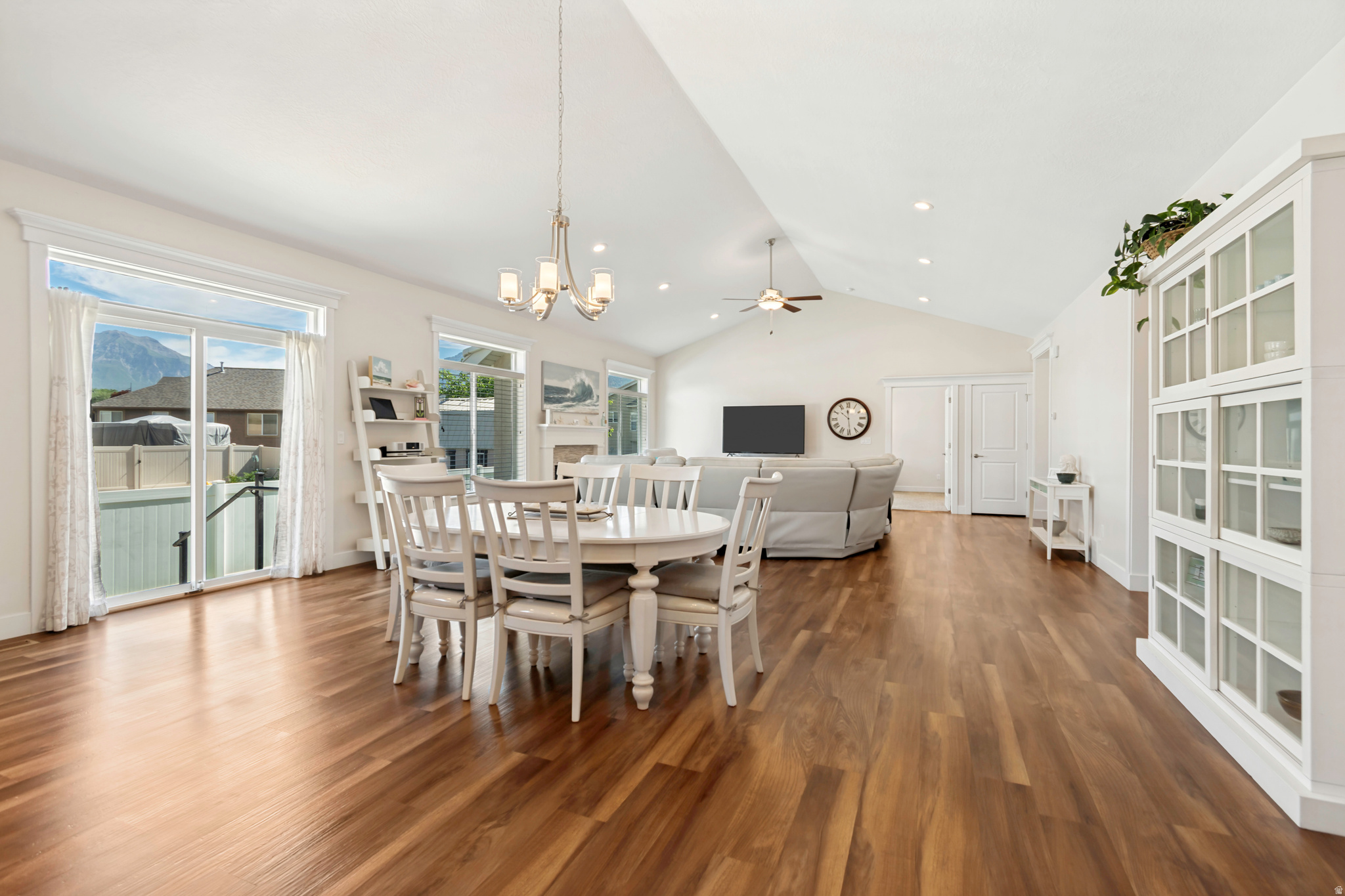 HOMESTEAD - Residential