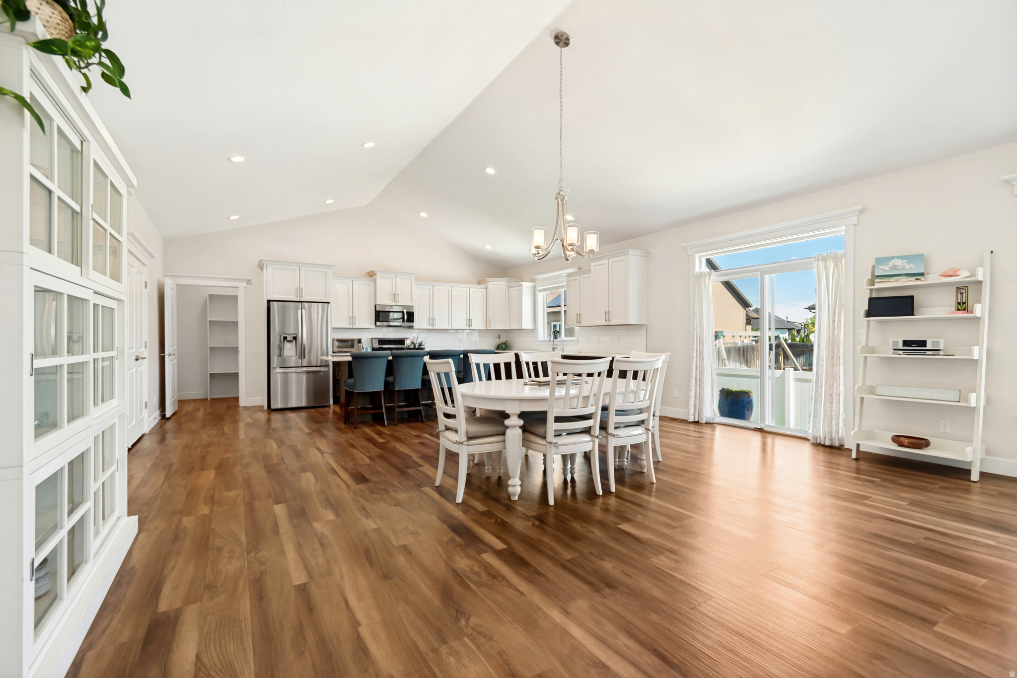 HOMESTEAD - Residential