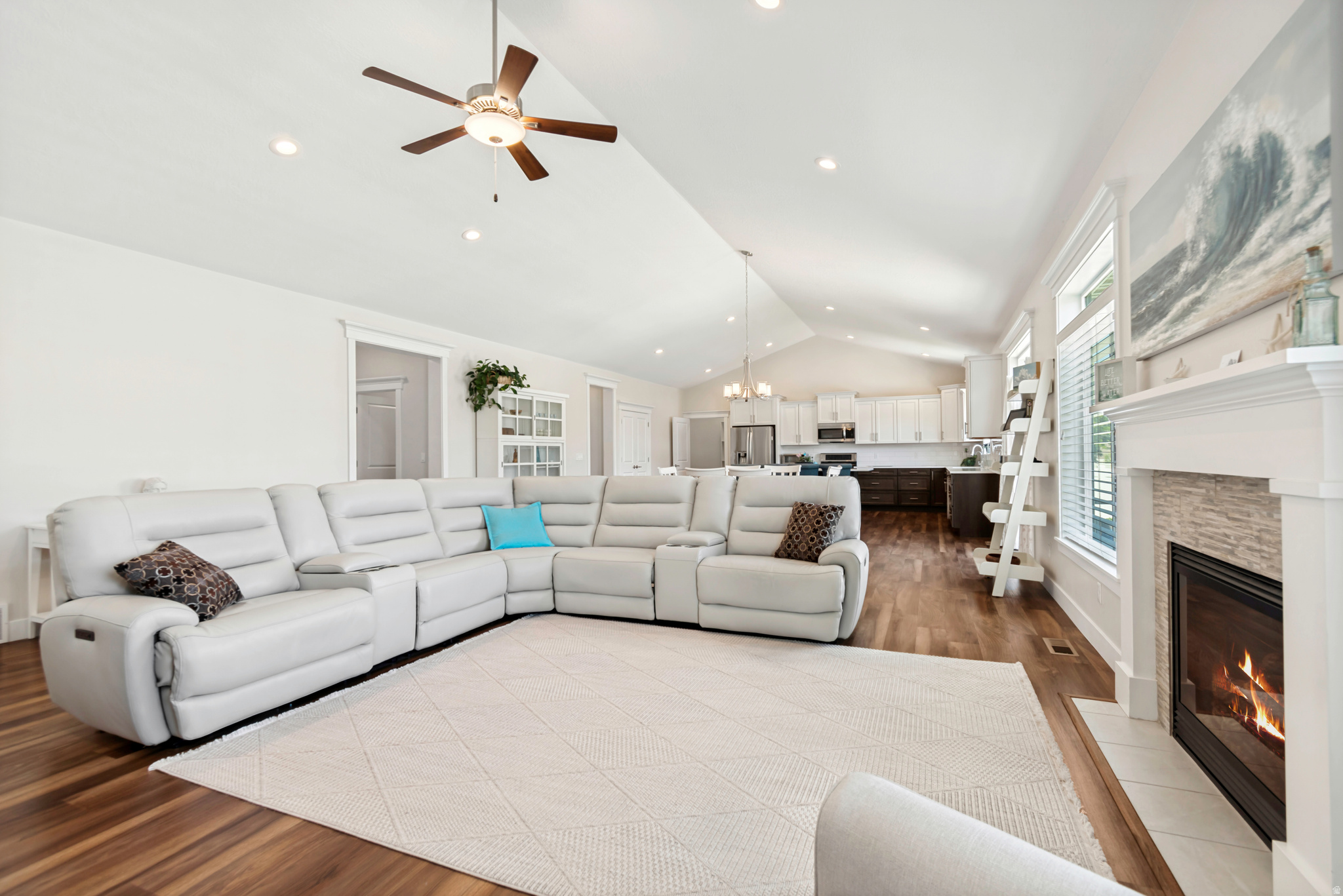 HOMESTEAD - Residential