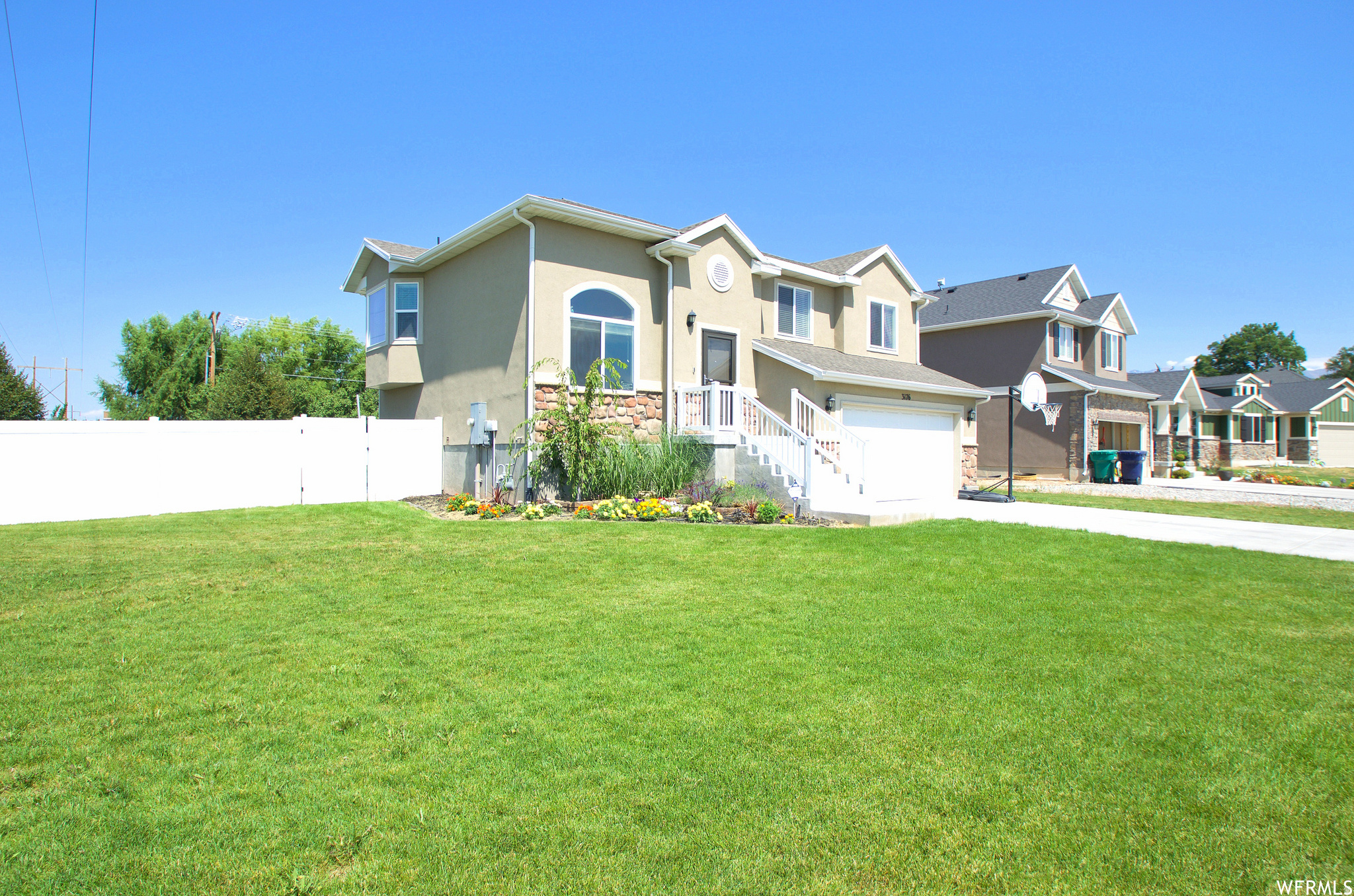 WHISPERING MEADOWS - Residential