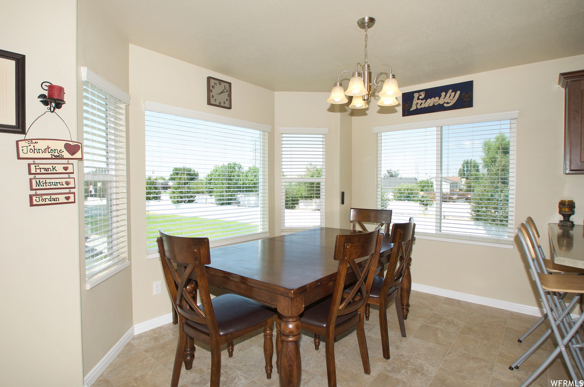 WHISPERING MEADOWS - Residential