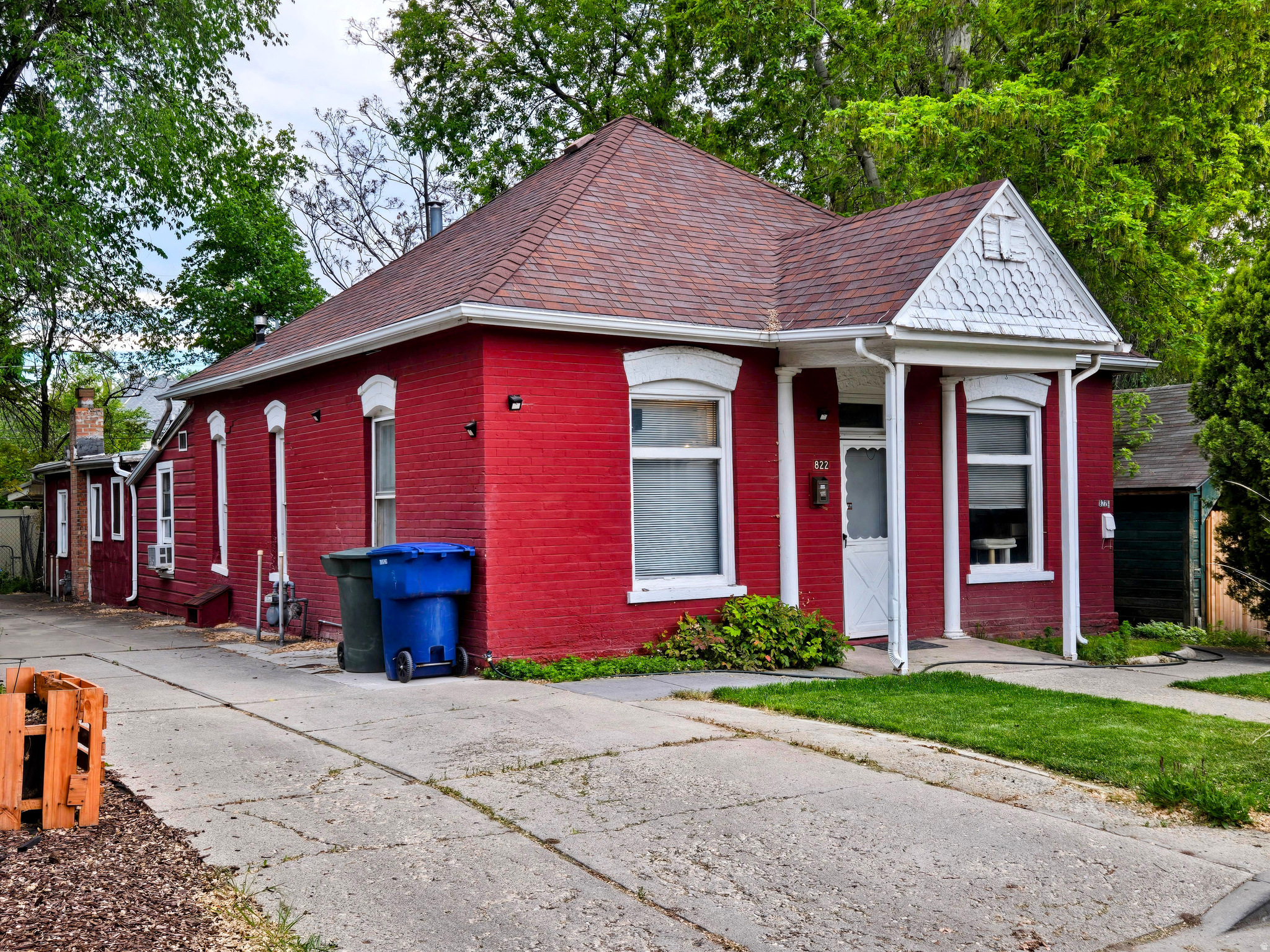 Zoned - Legal Duplex - Front/ Rear Units. Located south-east of Trolley Square, in the heart of downtown.  Enter off 800 East or 900 East... on a quiet street.  NEW Furnace / Water Main in 2025.  NEW Sewer Line / Water Heater in 2019.  Both units have large kitchens.  Renting out one unit of a duplex can provide a subsidized mortgage payment, effectively lowering your personal monthly housing costs.  Rents could be higher.  Square footage per county record.  Buyer to verify all information.