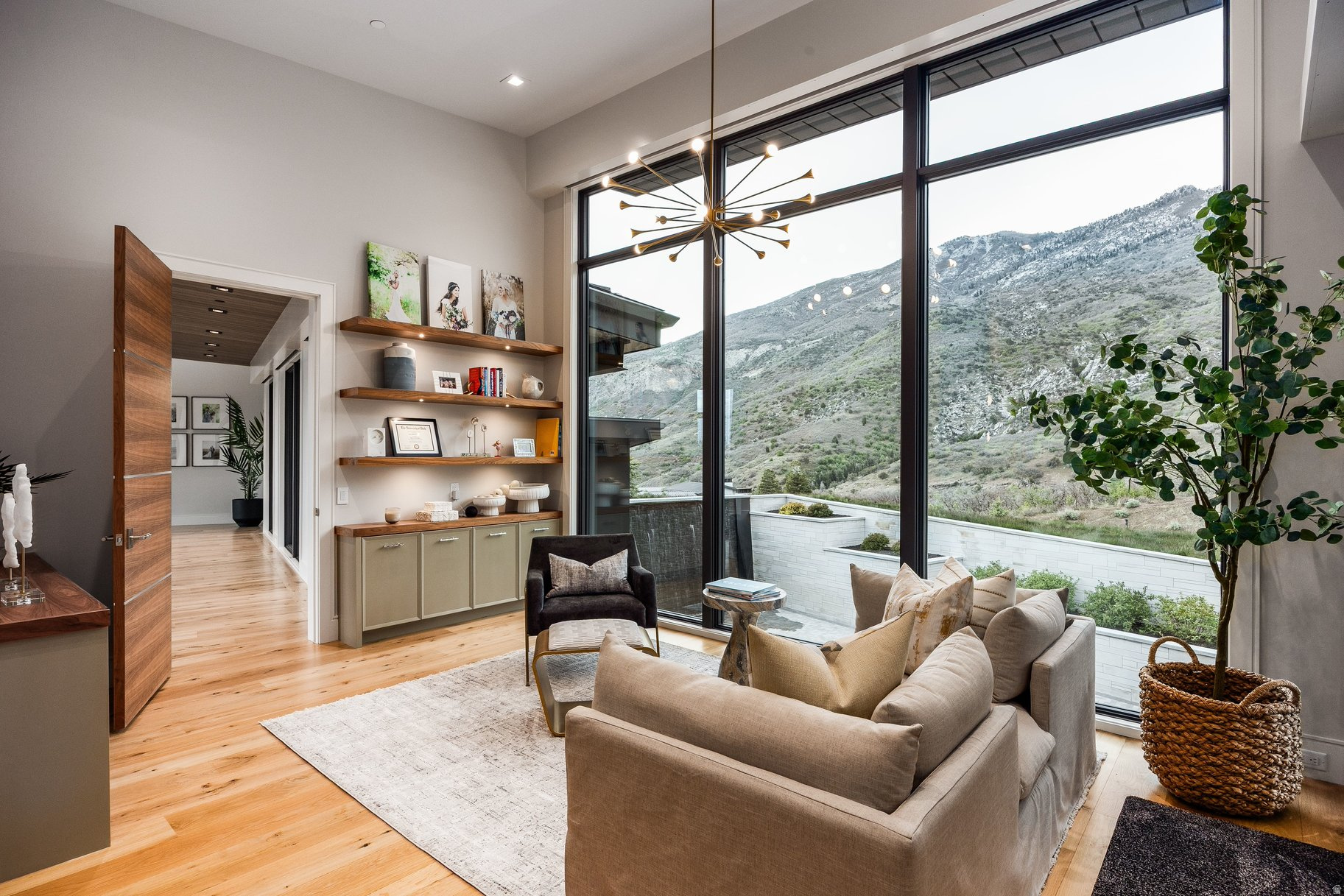 THREE FALLS - Residential