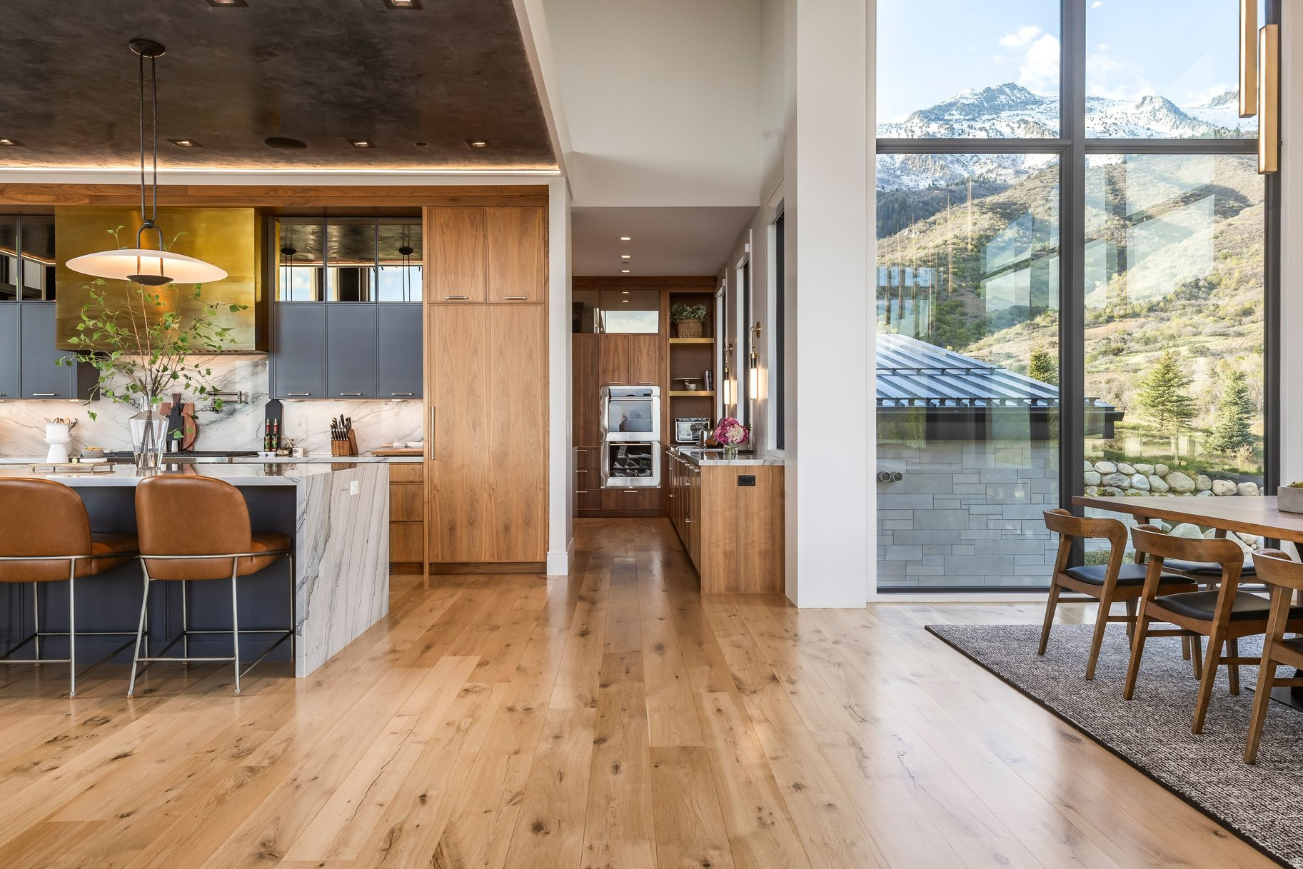 THREE FALLS - Residential